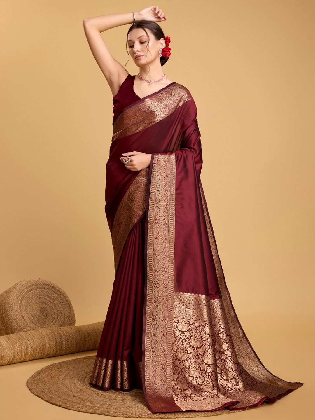 

NIWAA Woven Design Zari Pure Silk Banarasi Saree, Maroon