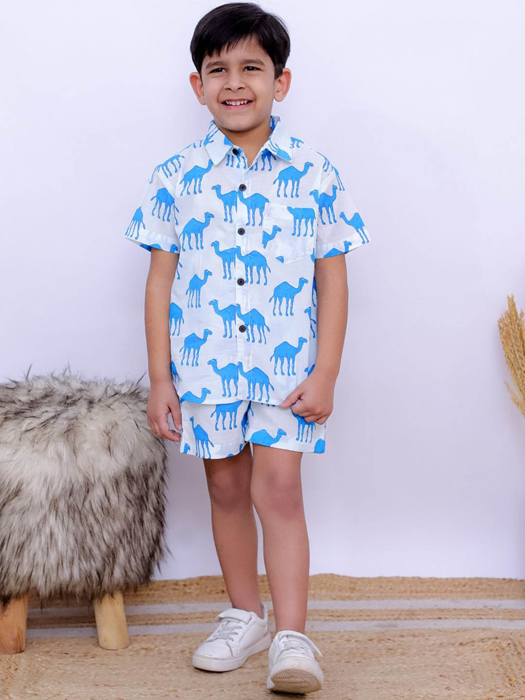 

UNBIND Boys Animal Printed Pure Cotton Shirt With Shorts Clothing Set, Blue