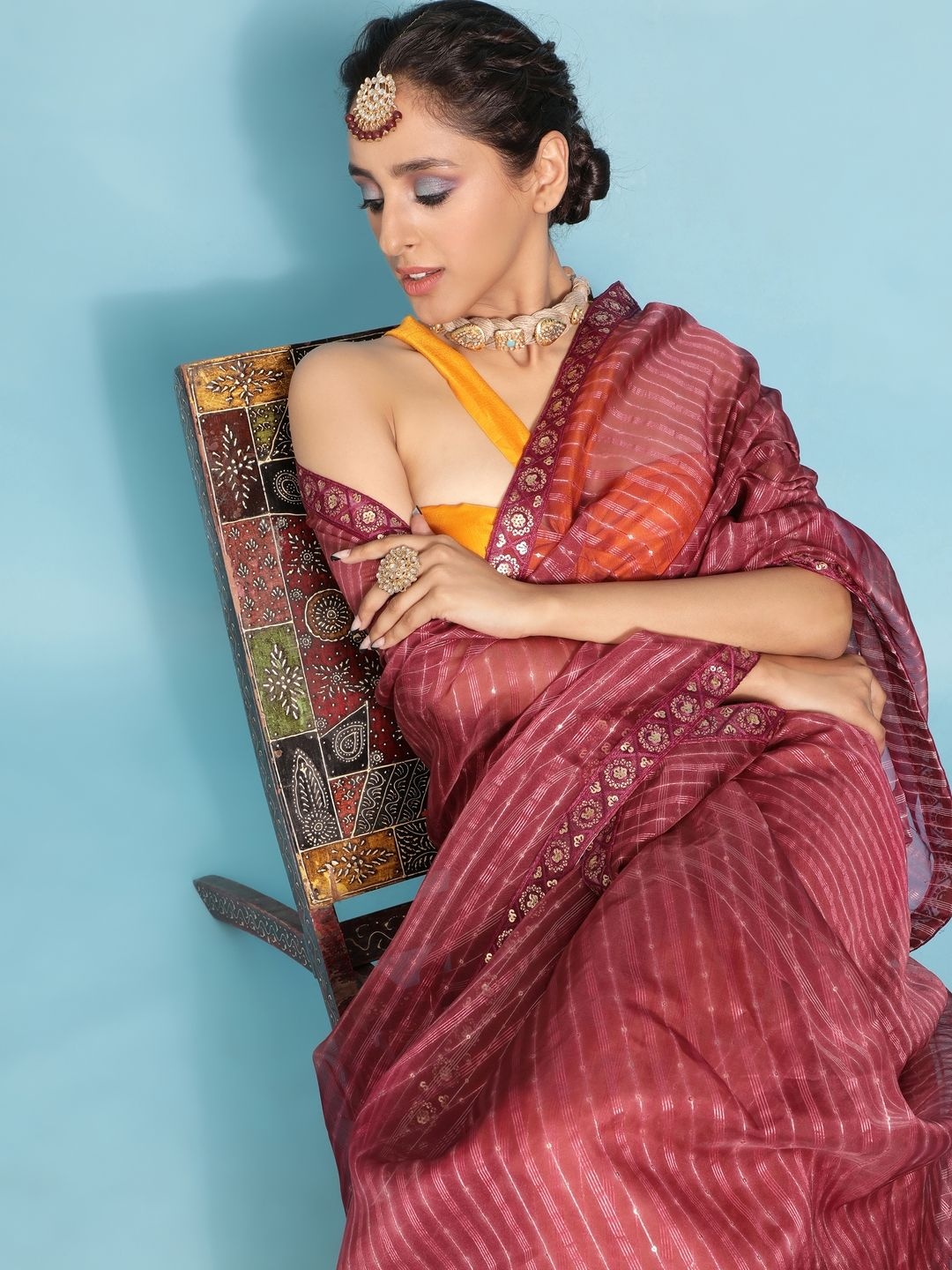 

Suha Woven Design Sequinned Organza Saree, Maroon