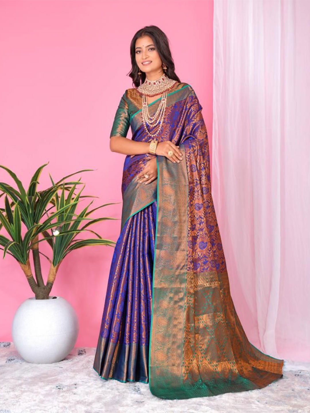 

AKSH FASHION Woven Design Zari Silk Blend Banarasi Saree, Blue