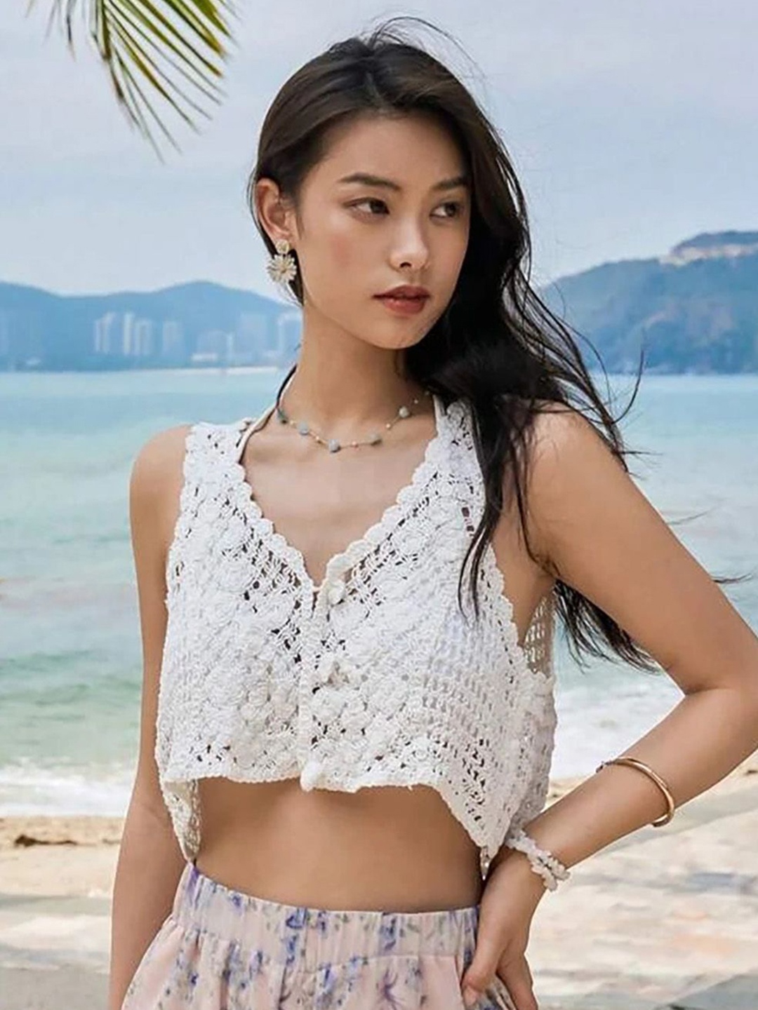 

JC Mode Tie-Up Neck Crop Top, White