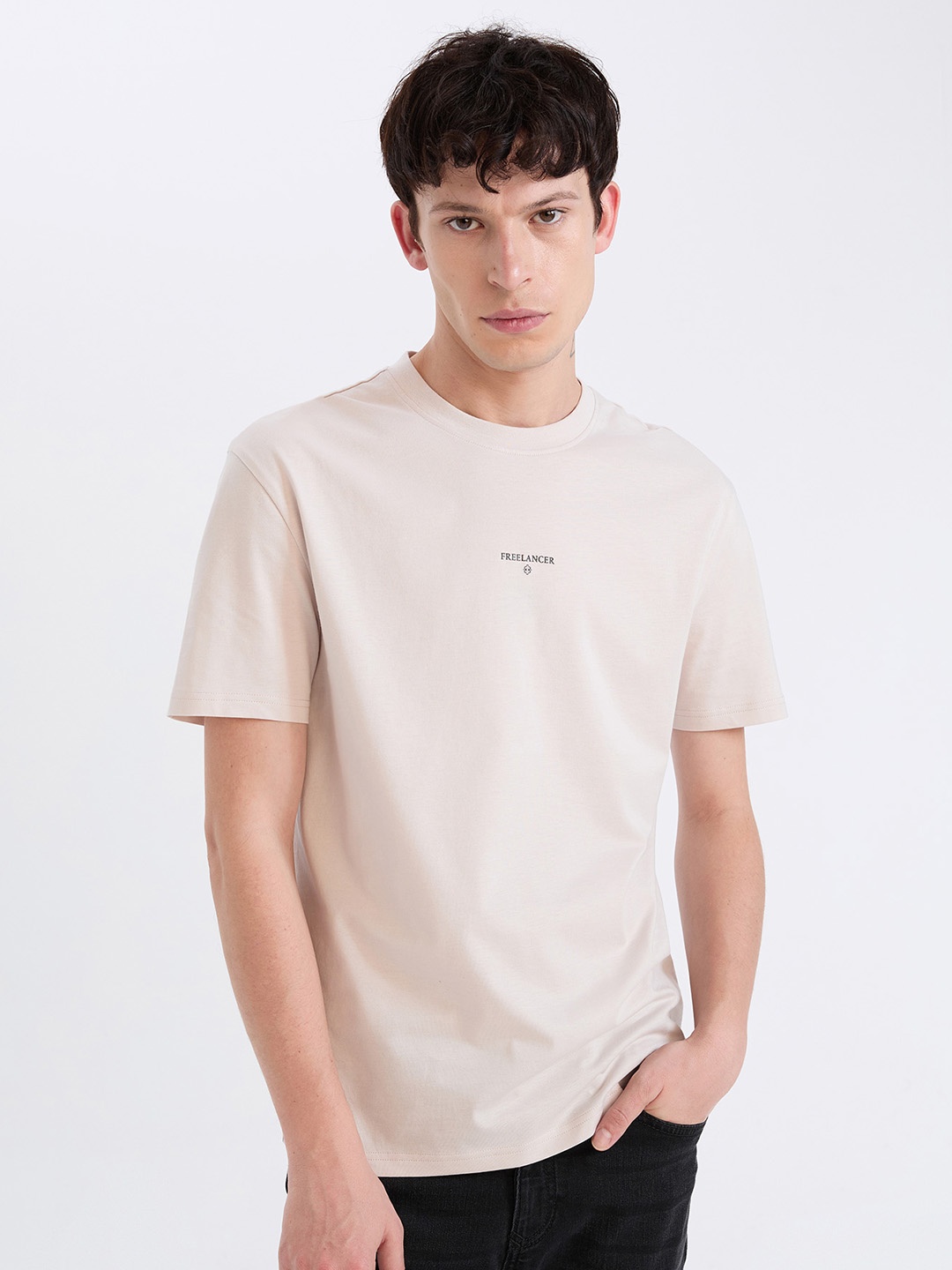 

DeFacto Men Pockets T-shirt, Na