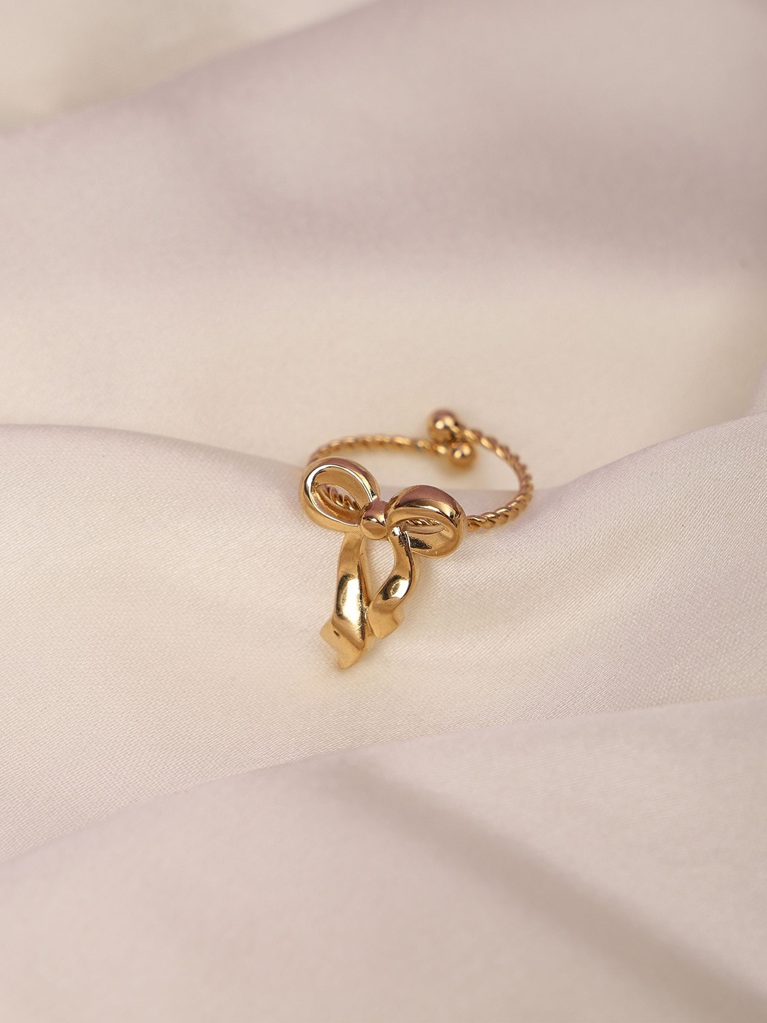

Laviscart 18K Gold-Plated Adjustable Finger Ring