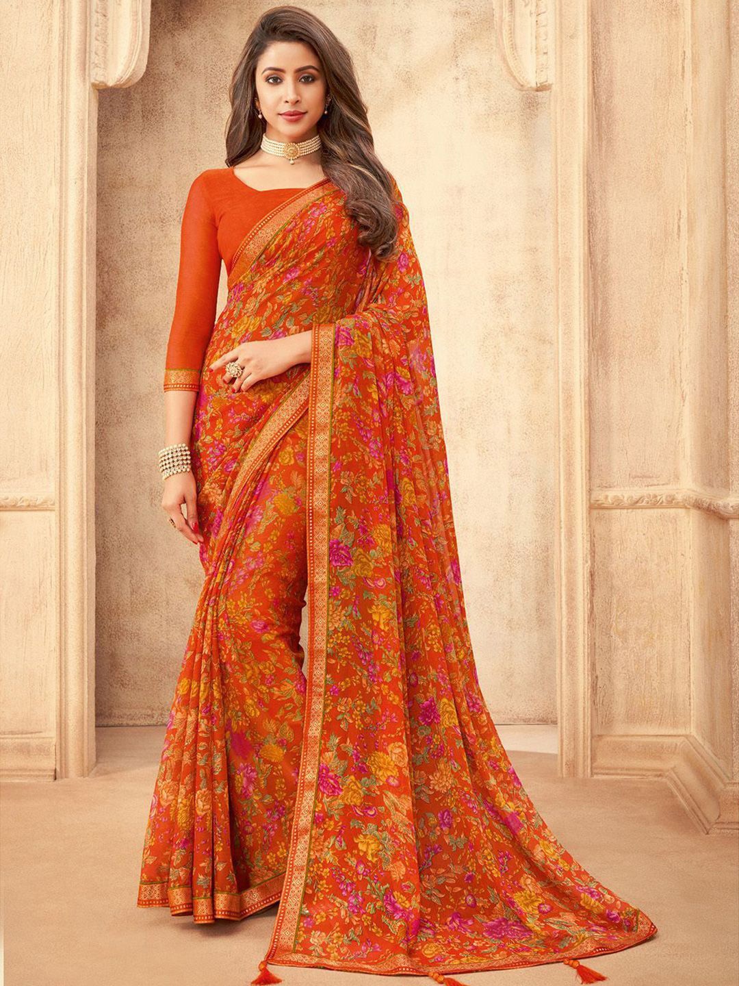 

DIVASTRI Floral Pure Chiffon Saree, Orange