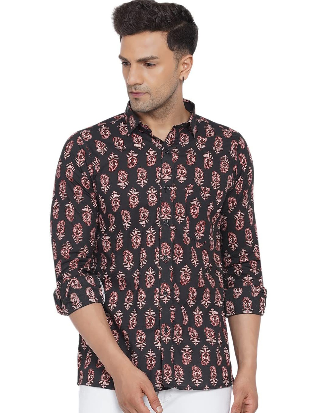 

VEERA PARIDHAAN Men Opaque Printed Casual Shirt, Black