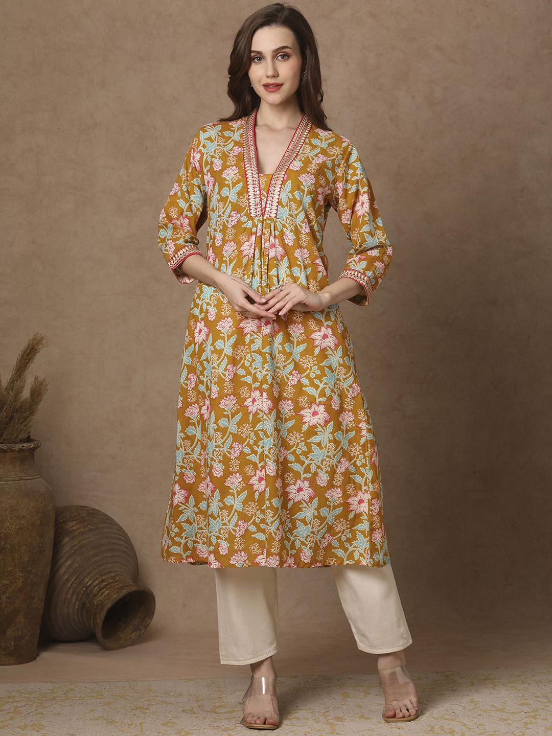 

FASHOR Women Ethnic Motifs Printed Kurta, Mustard