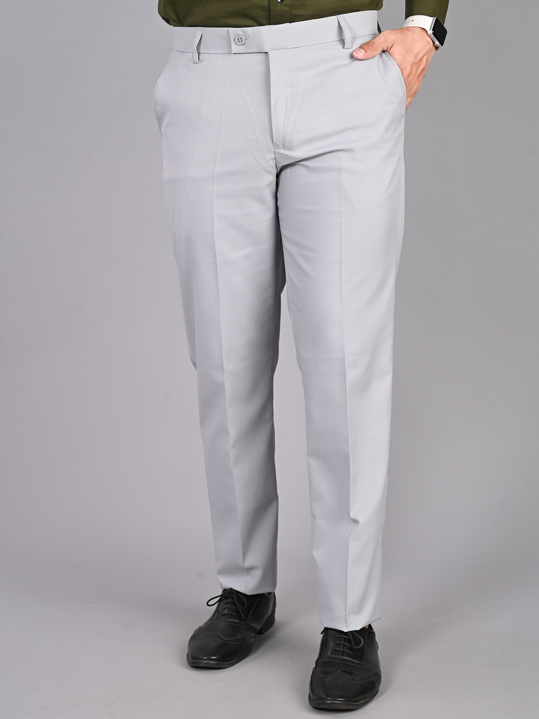 

encore by INVICTUS Men Pleated Trousers, Grey