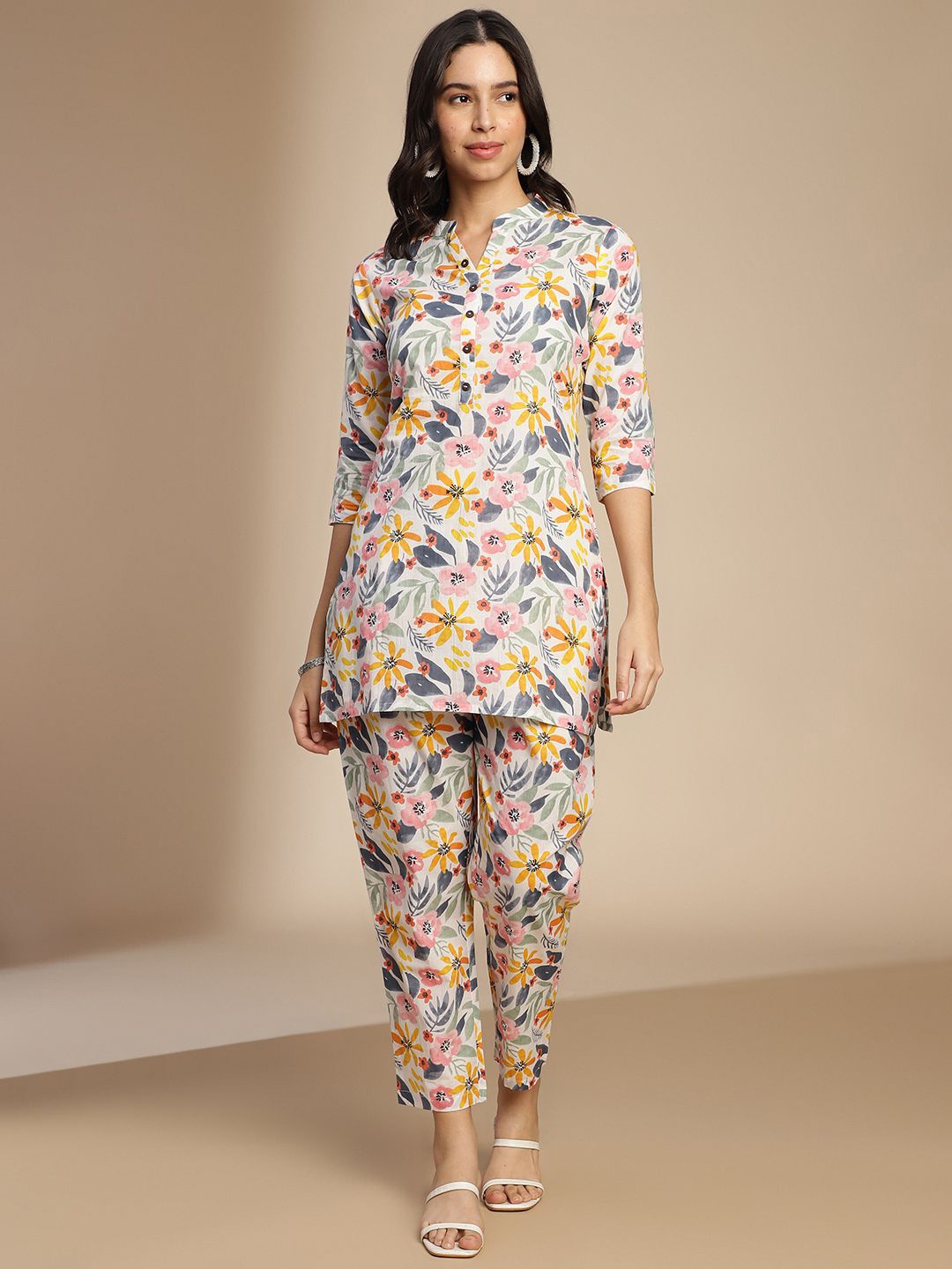 

The Roadster Lifestyle Co Printed Pure Cotton Tunic & Trouser Co-ord, White