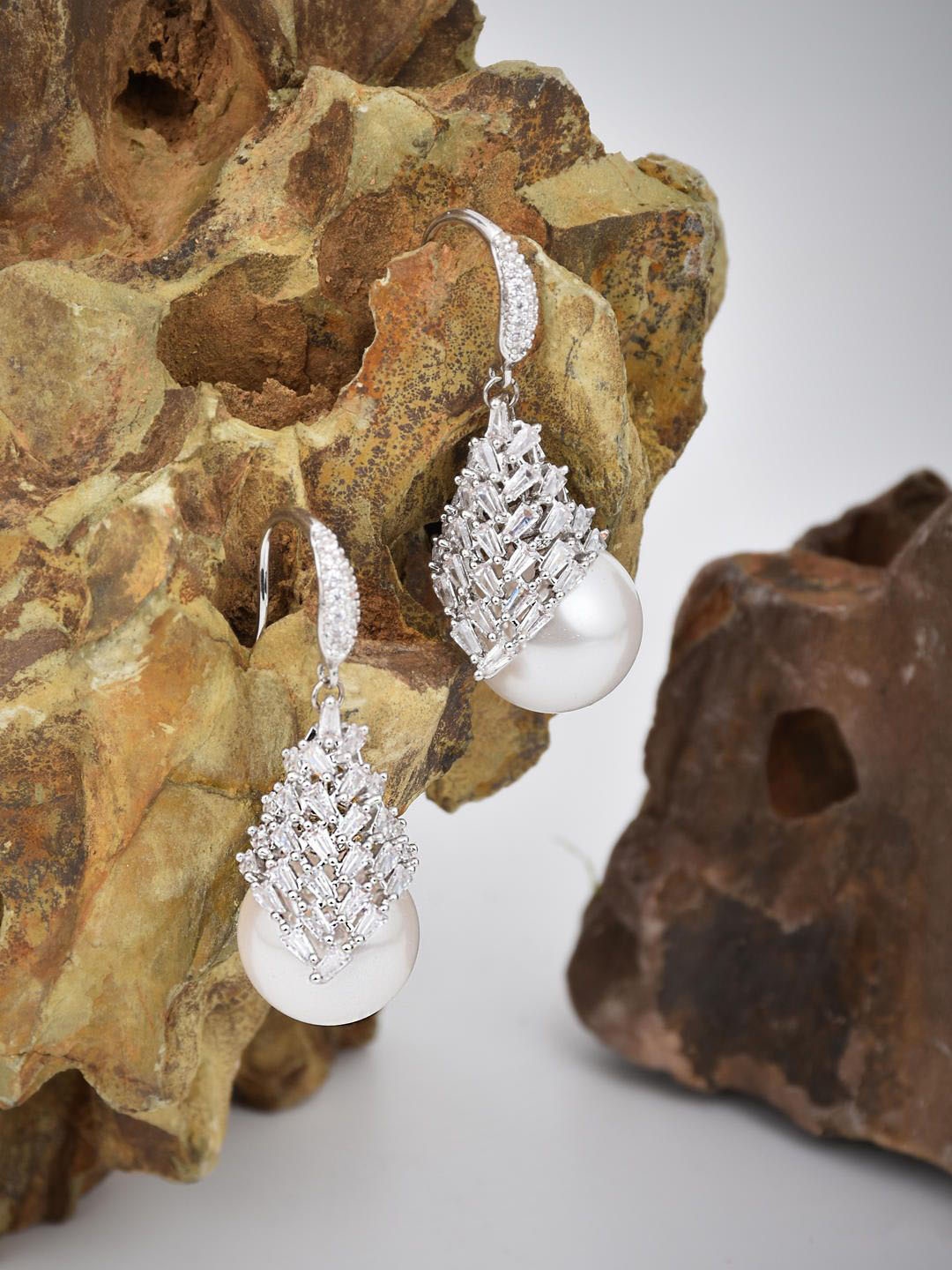 

Reenisaa Classic Drop Earrings, White