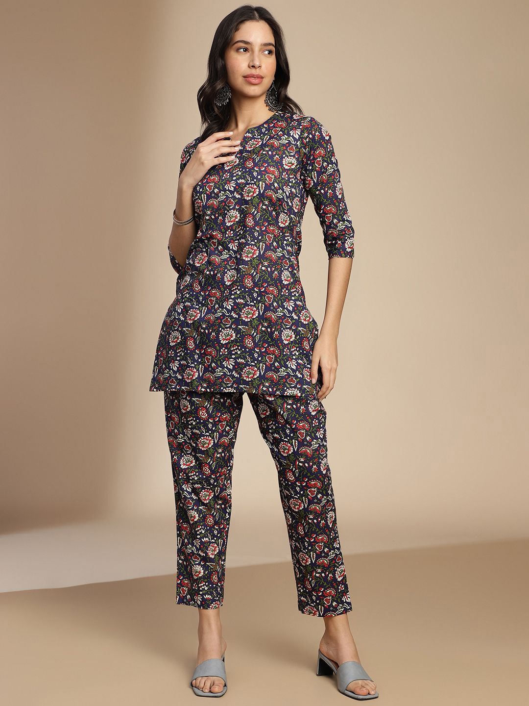 

The Roadster Lifestyle Co Floral Printed Pure Cotton Tunic & Trousers Co-Ords, Navy blue