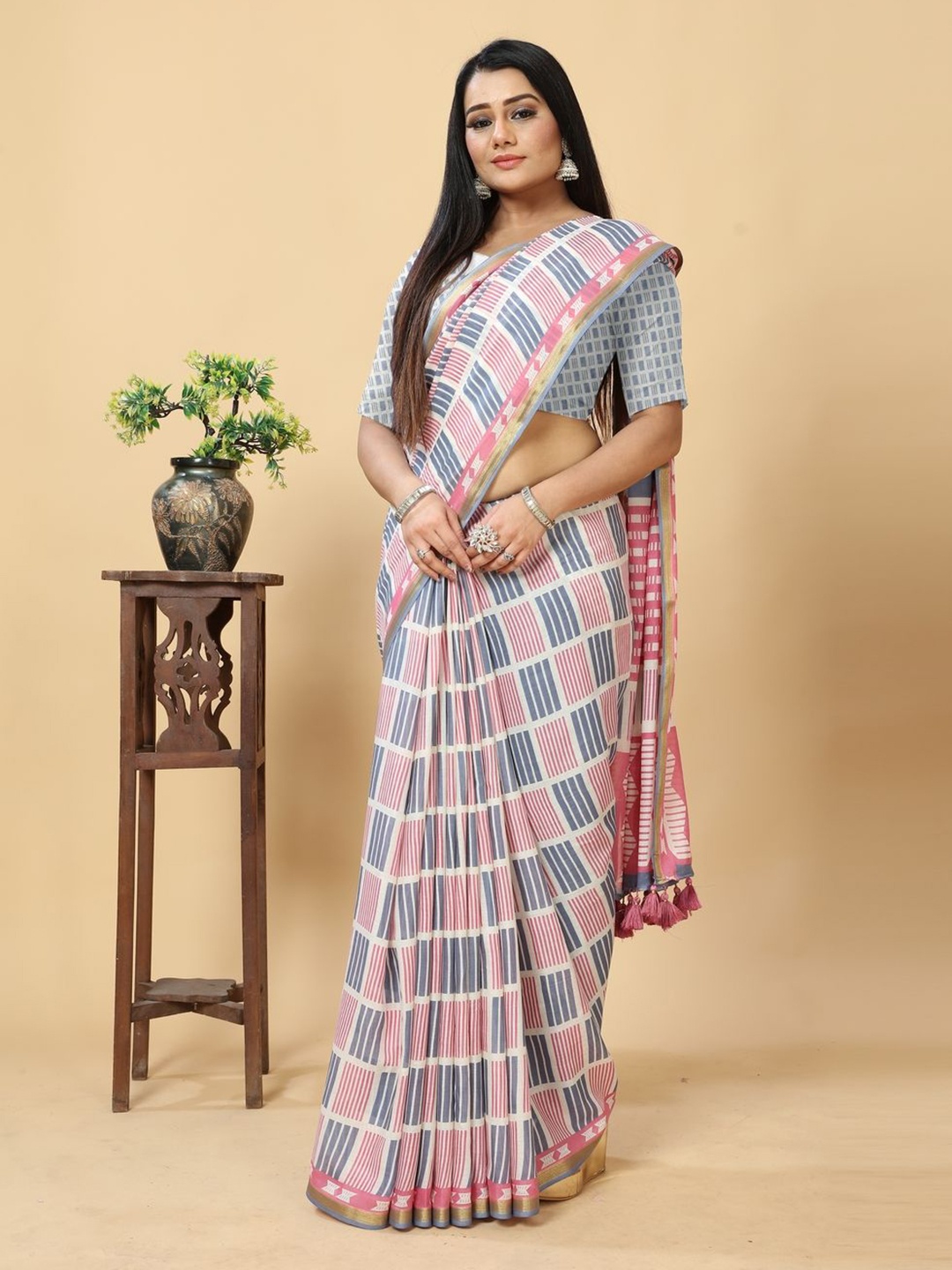 

Suha Art Silk Saree, Blue