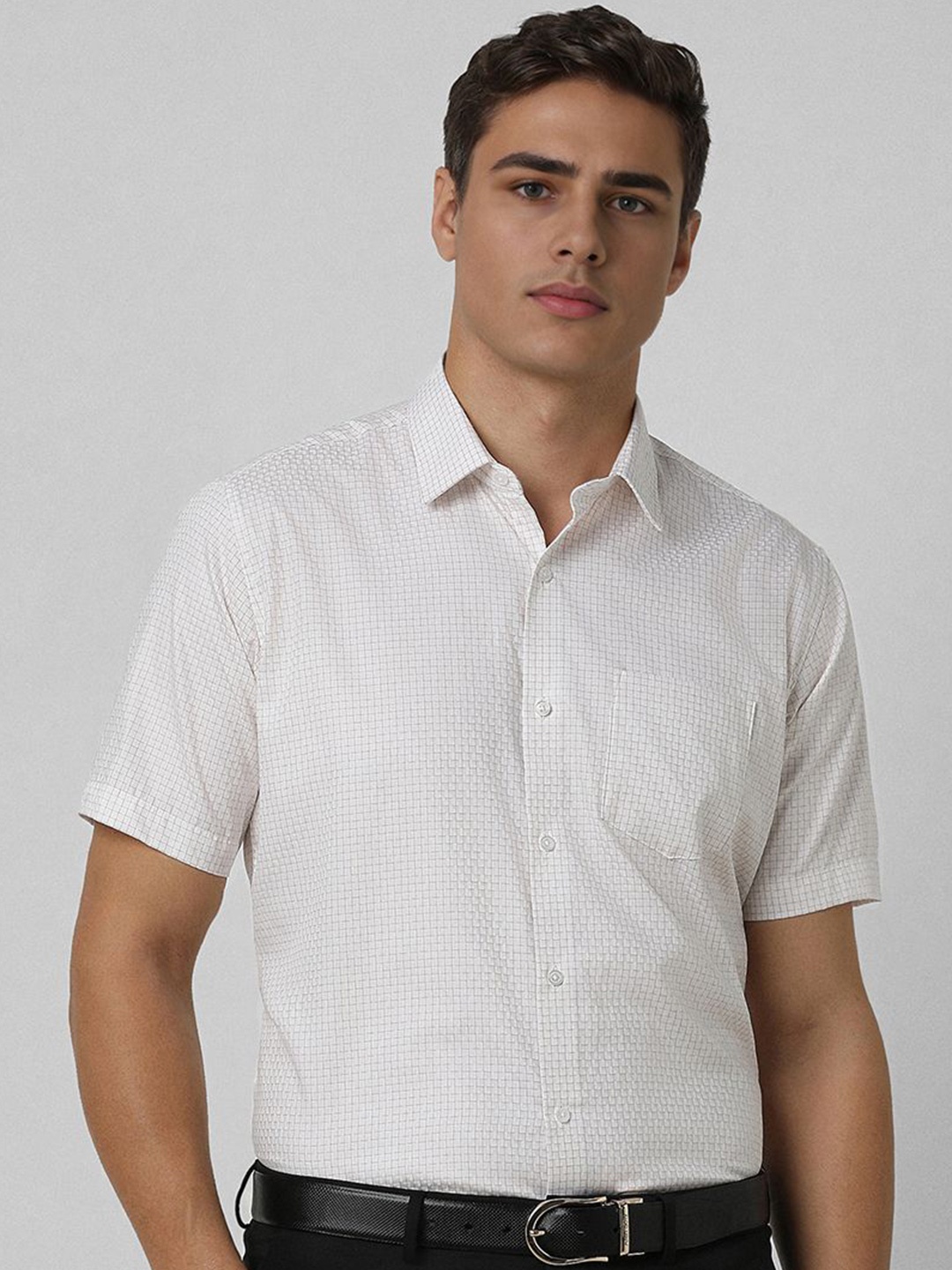 

Van Heusen Men Opaque Checked Party Shirt, White