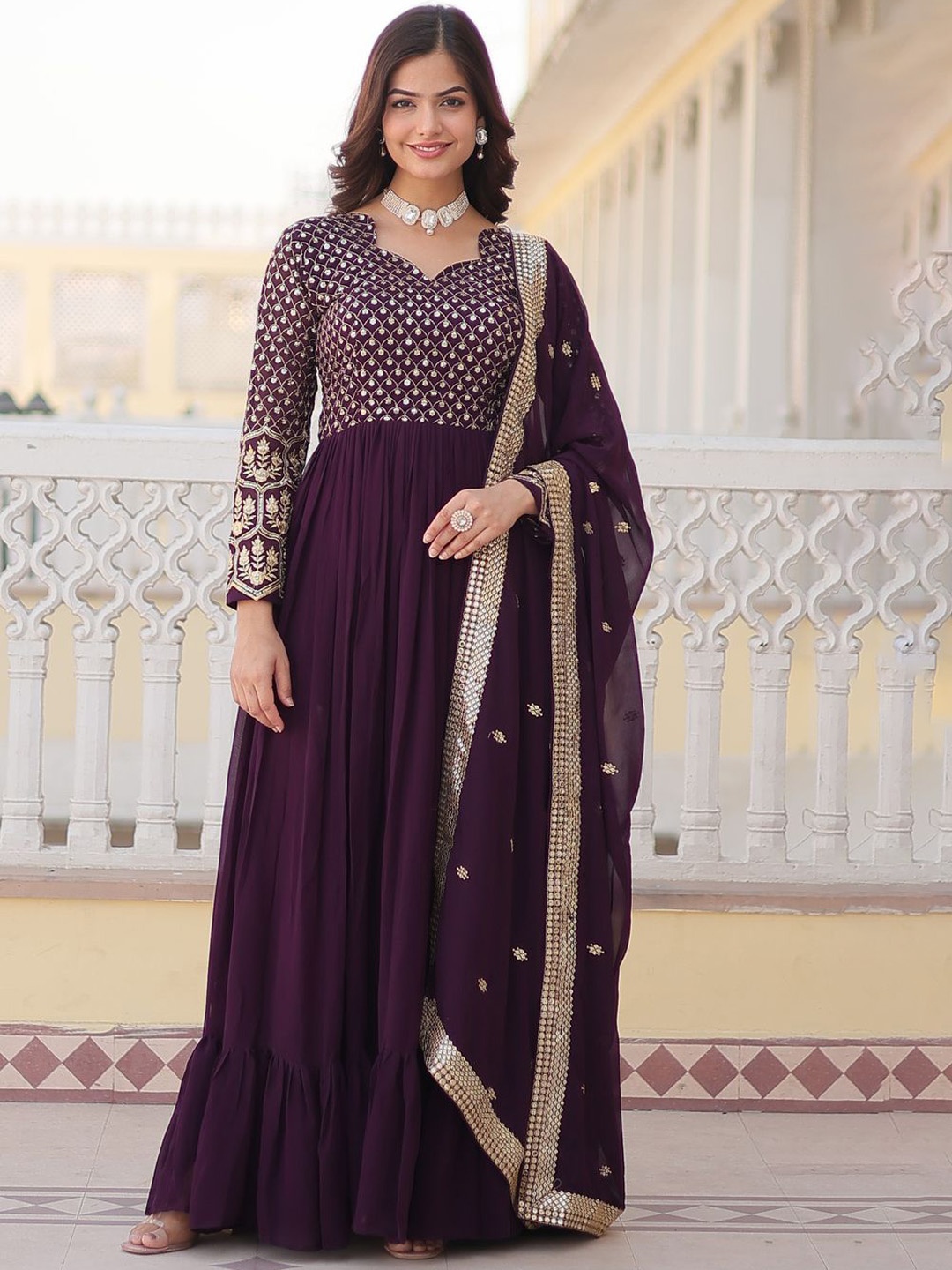 

Wedani Women Geometric Embroidered Georgette Kurta, Purple