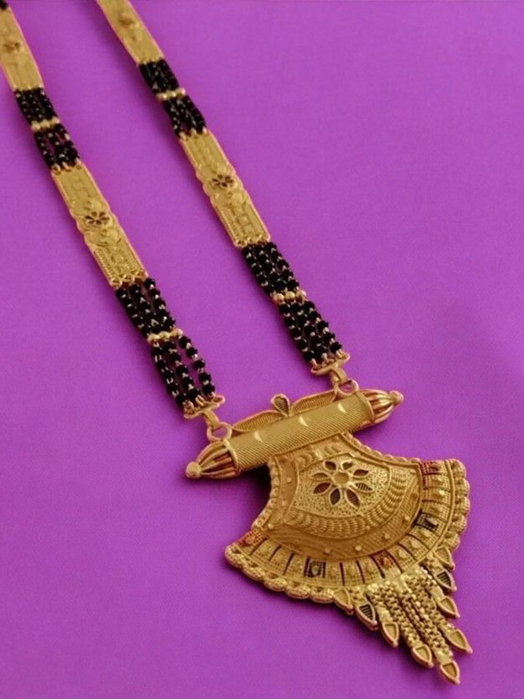 

TKRB SALES Gold-Plated Artificial Stones and Beads Mangalsutra