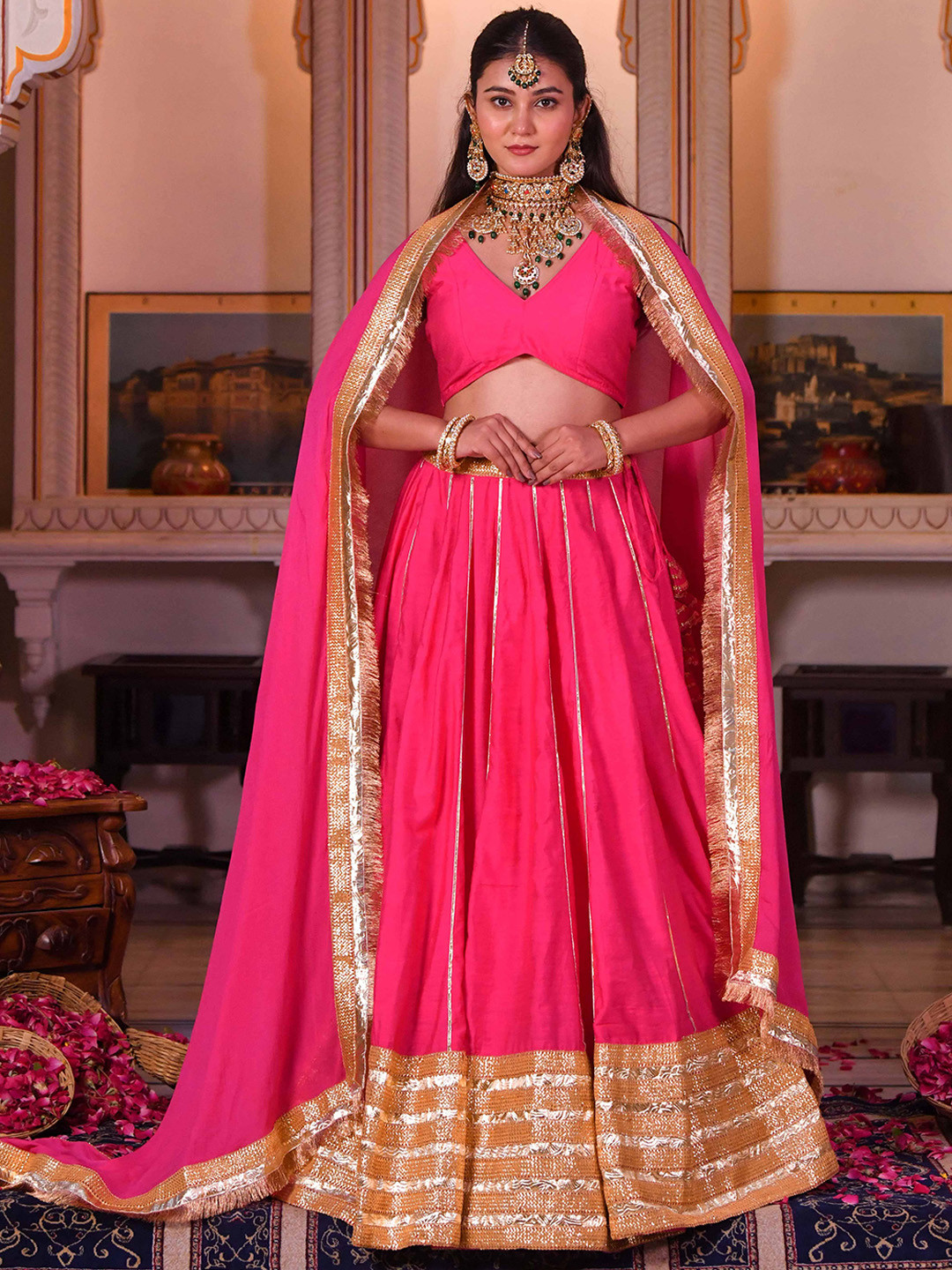 

MAHUKAA V-Neck Lehenga & Blouse With Dupatta, Pink