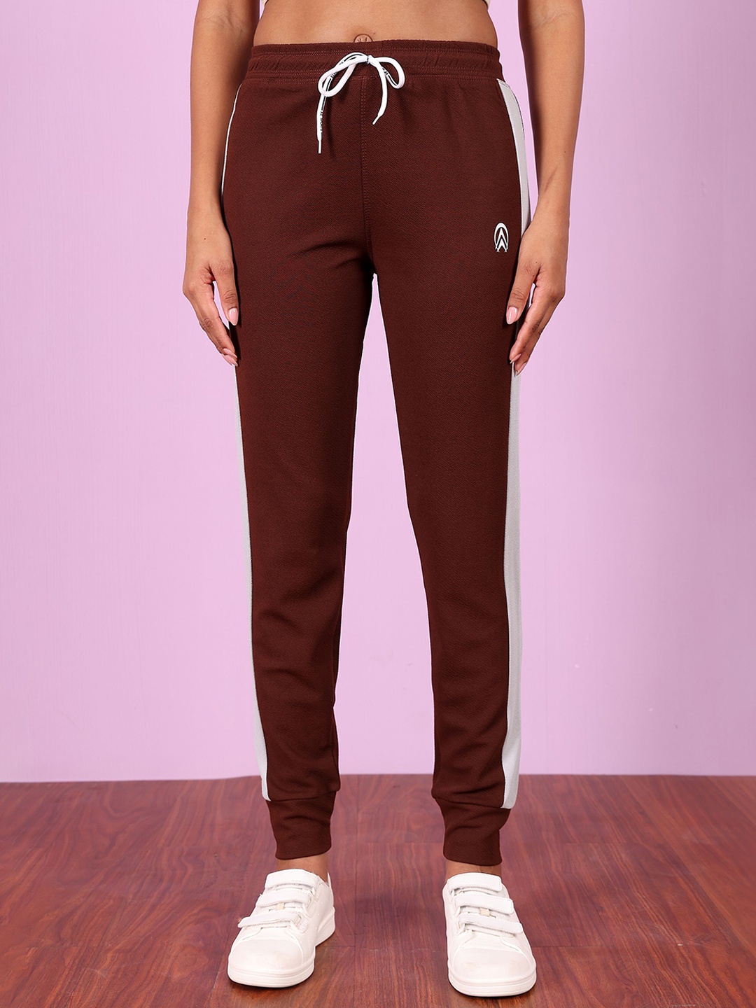 

Zicada Women Colourblocked Skinny Fit Joggers Trousers, Brown