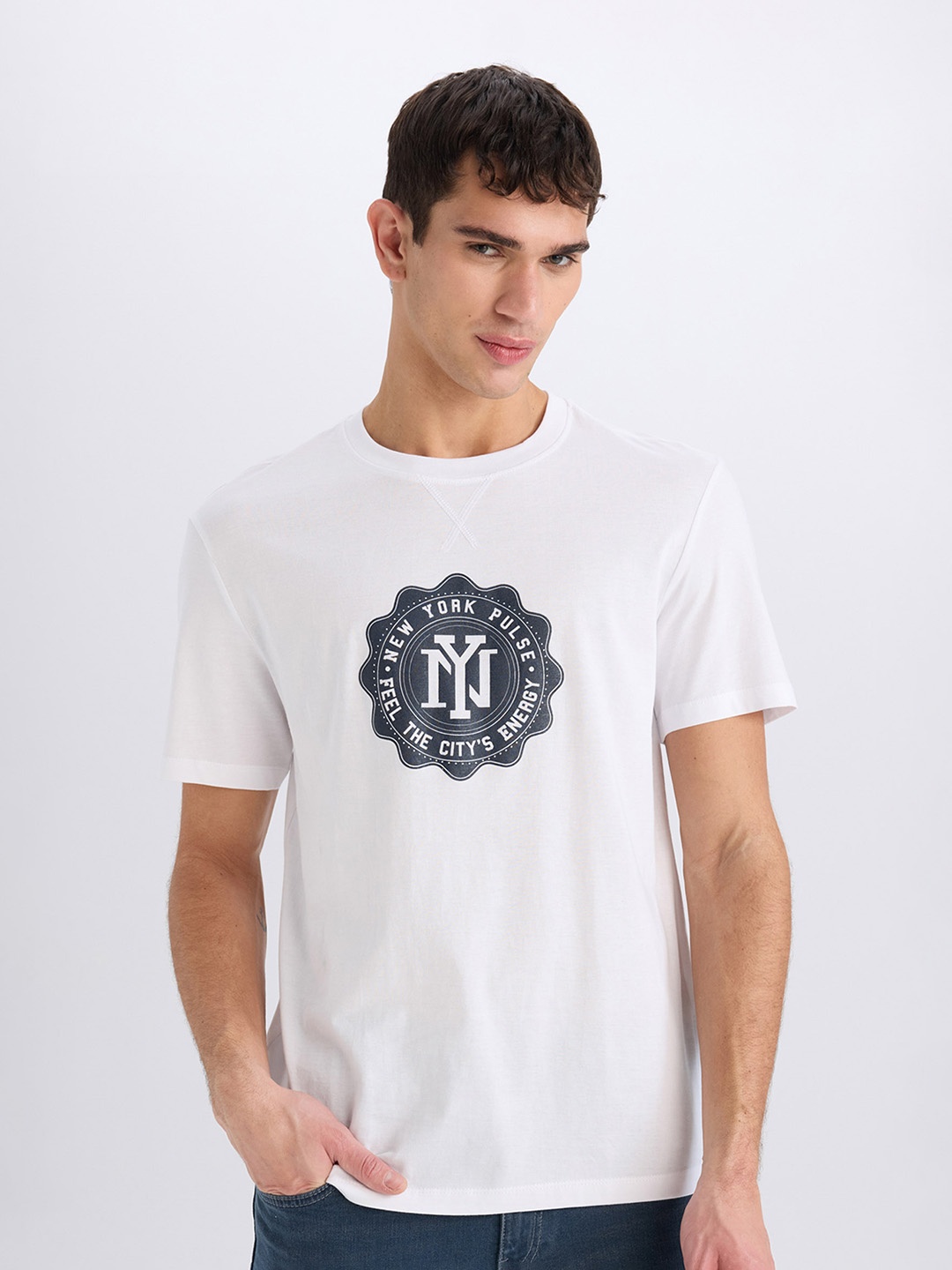 

DeFacto Men Typography Printed Applique T-shirt, Na