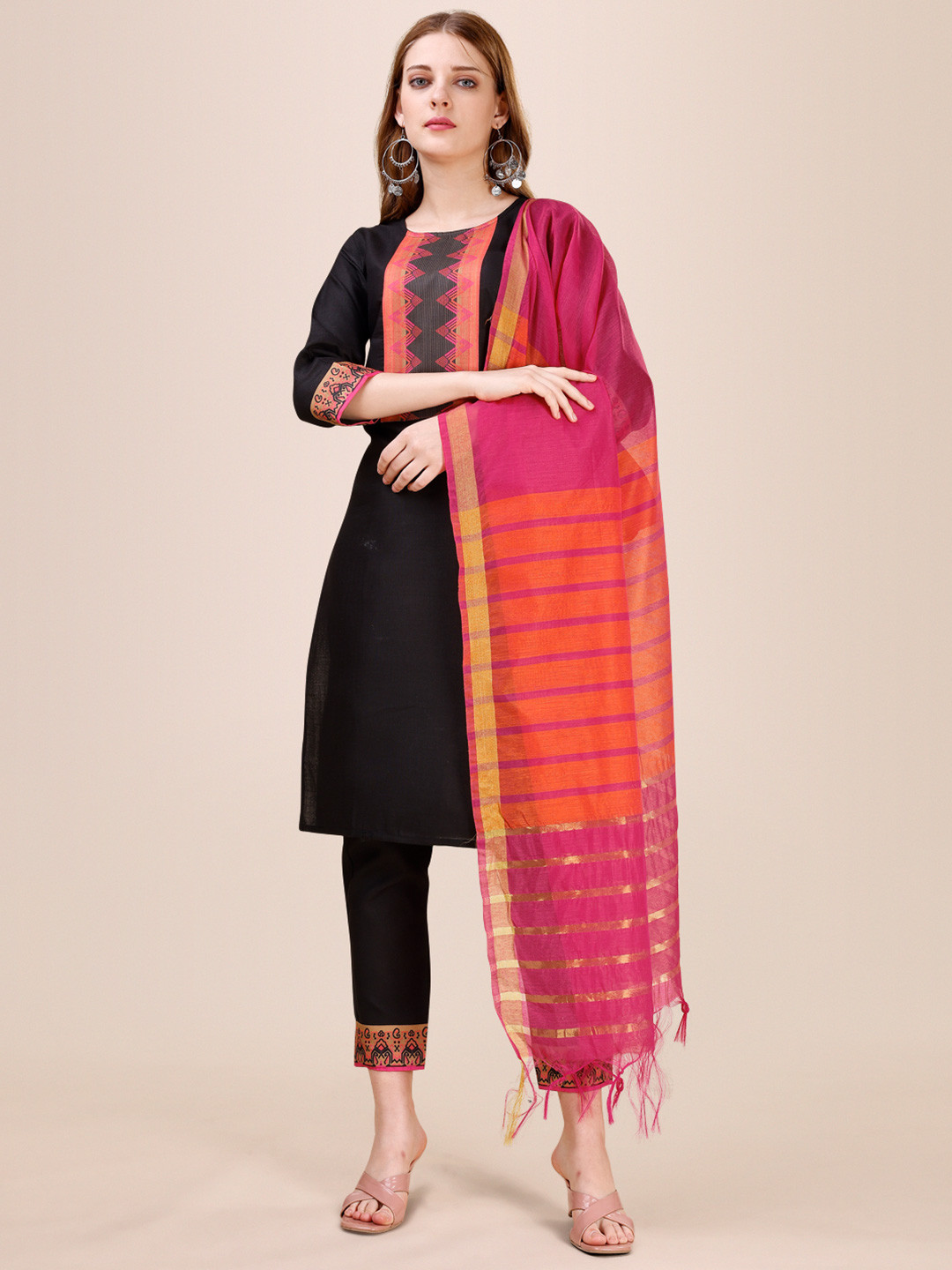 

Moda Rapido Women Printed Regular Kurta with Pyjamas & With Dupatta, Black