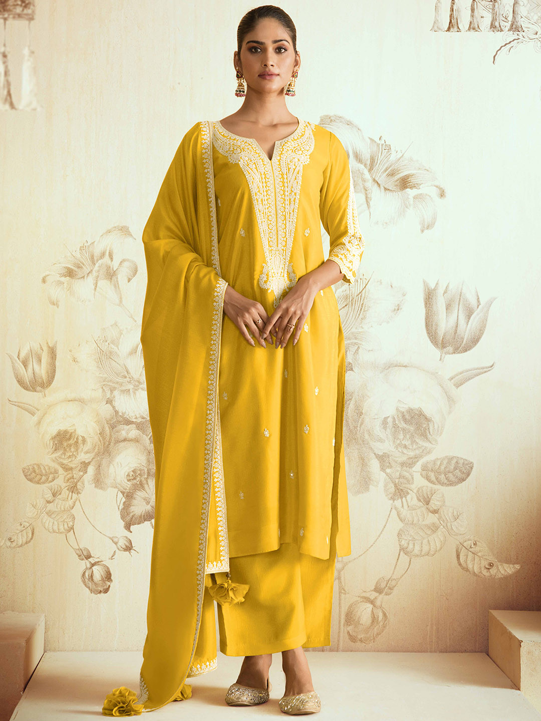

Fourleaf Women Yoke Design Regular Kurta with Trousers & With Dupatta, Yellow