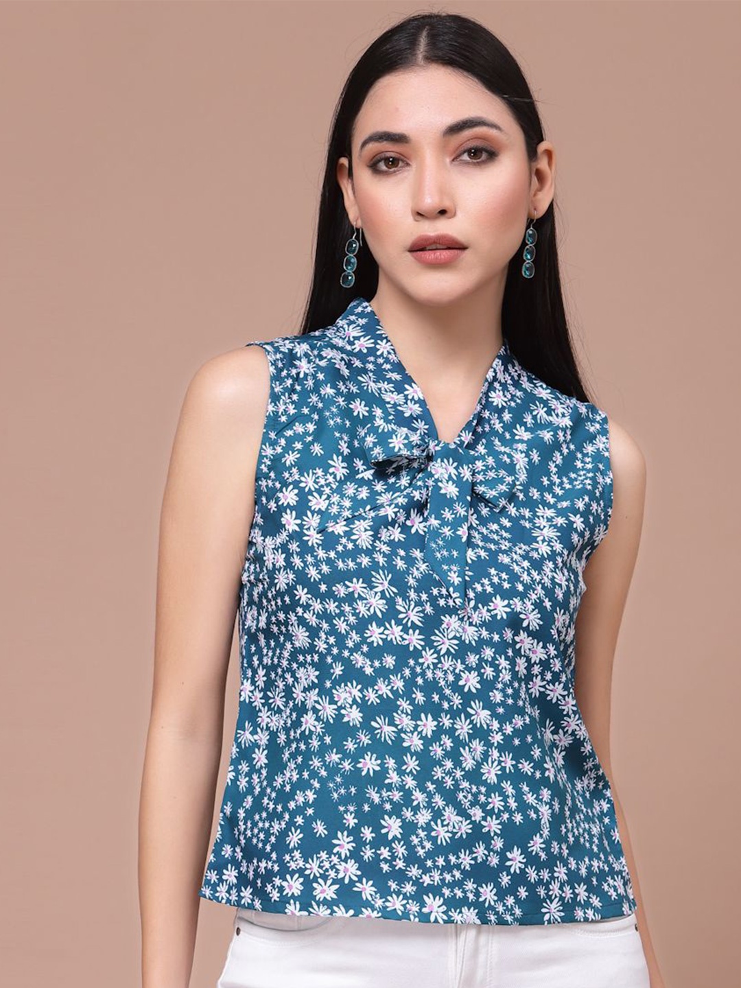 

Chemistry Floral Print Tie-Up Neck Crepe Top, Green