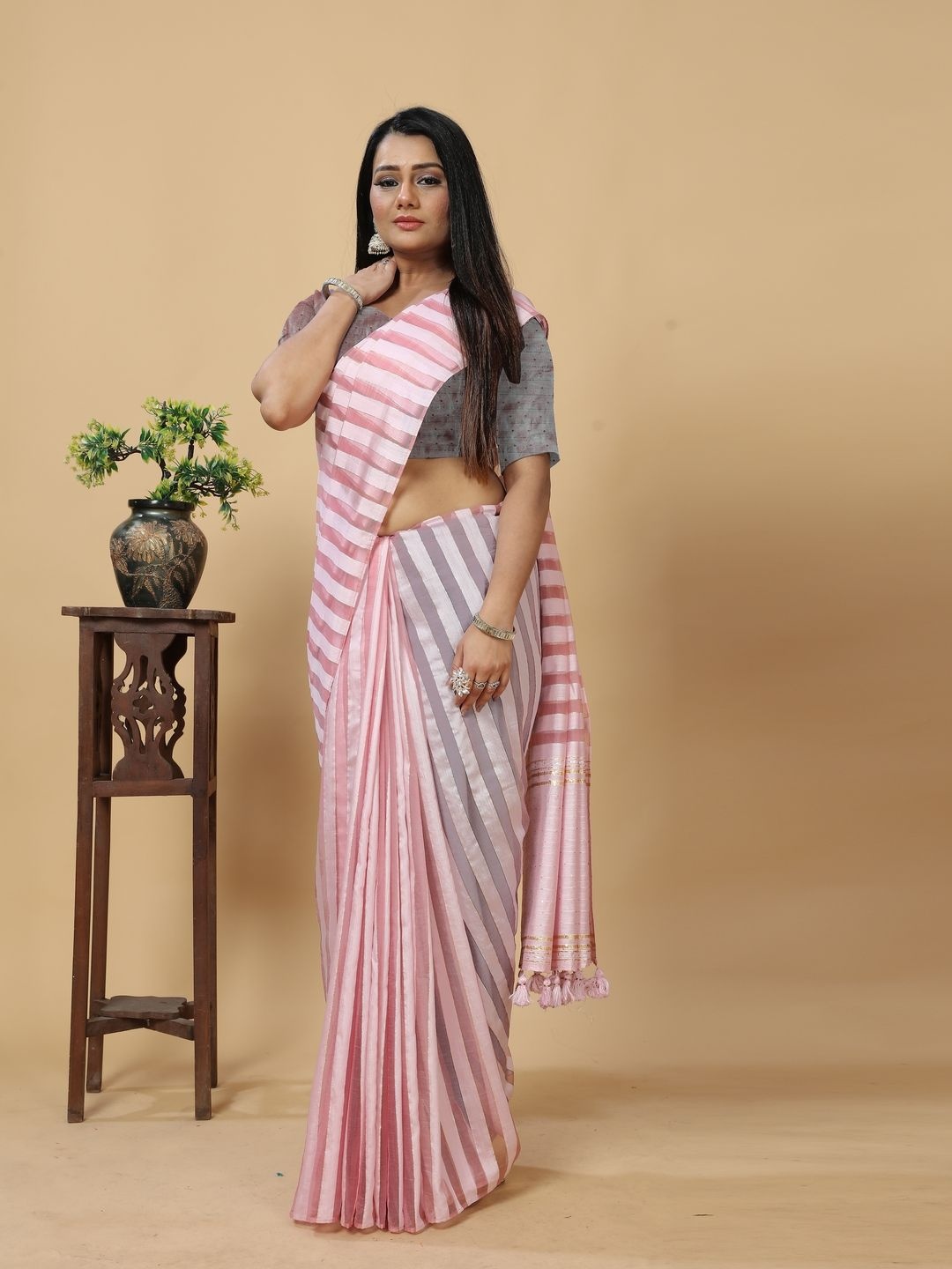 

Suha Striped Art Silk Saree, Purple