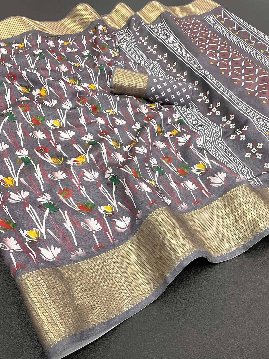 

Peachmode Floral Zari Pure Silk Saree, Grey