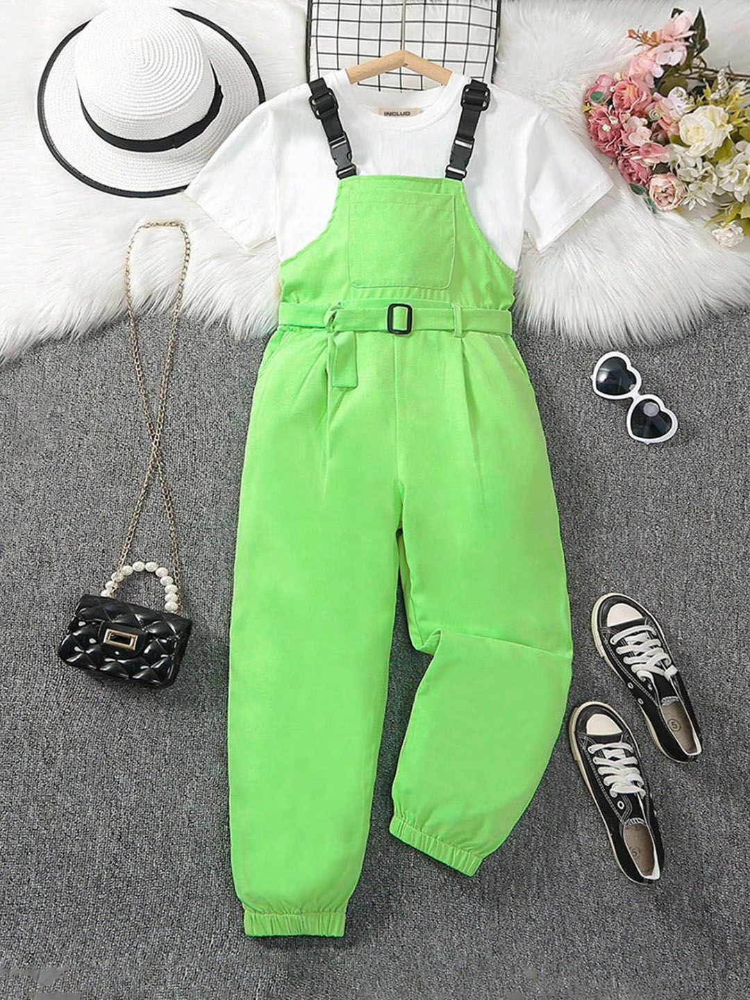 

INCLUD Girls Relaxed Fit Jeans, Green