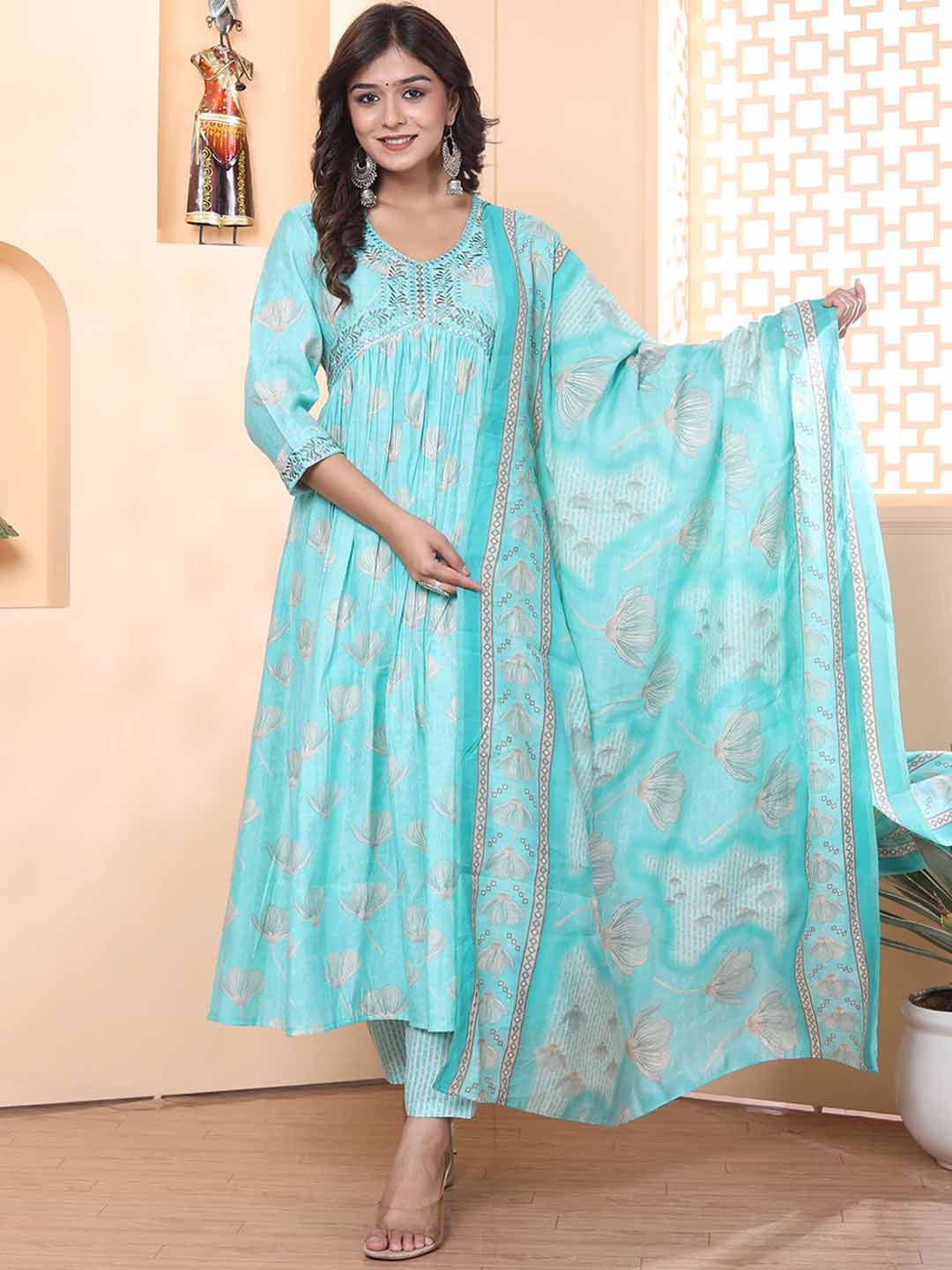 

h4u Women Floral Embroidered Regular Thread Work Silk Kurta with Trousers & With Dupatta, Blue