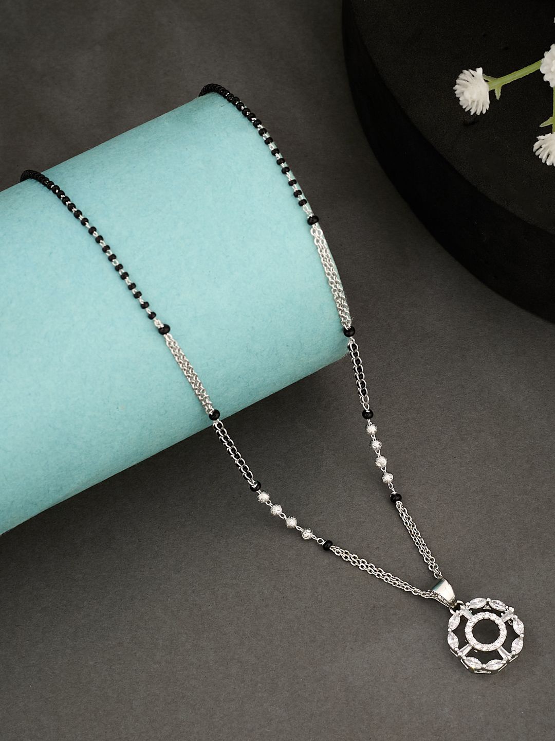 

ATIBELLE Silver-Plated Artificial Stones Mangalsutra