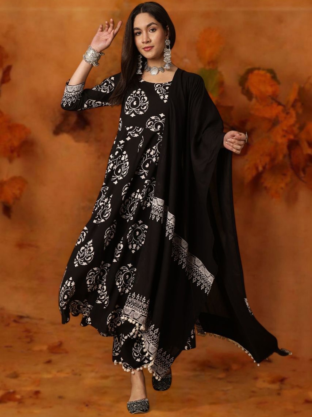 

KALINI Women Paisley Printed Regular Kurta with Palazzos & With Dupatta, Black