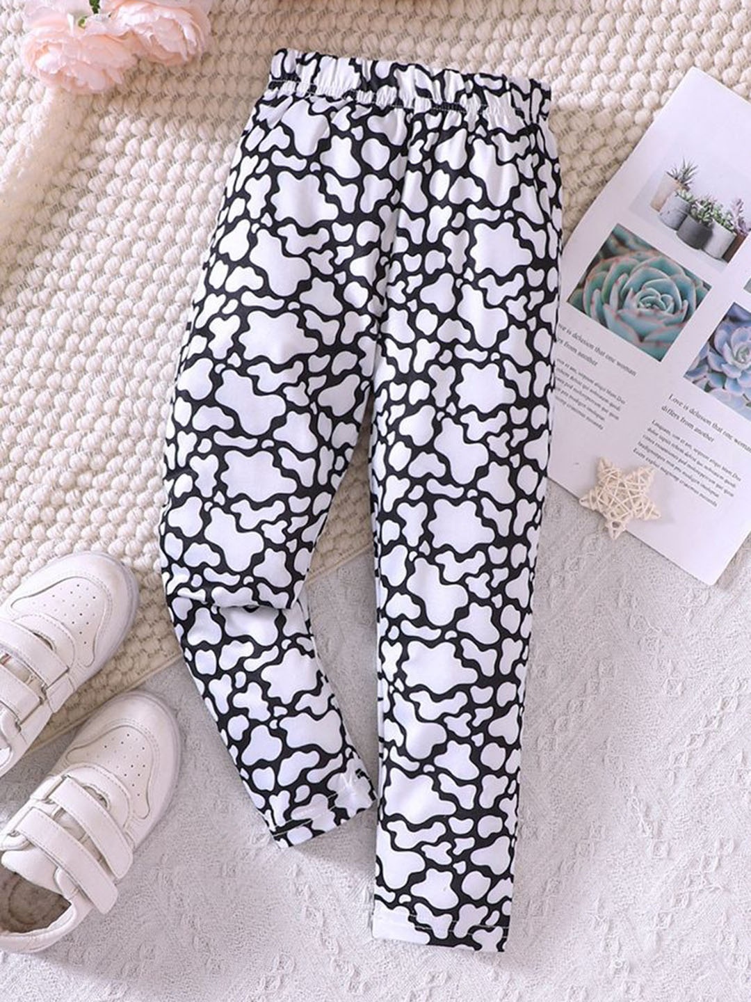 

LULU & SKY Girls Printed Tapered Fit High-Rise Chinos Trousers, White