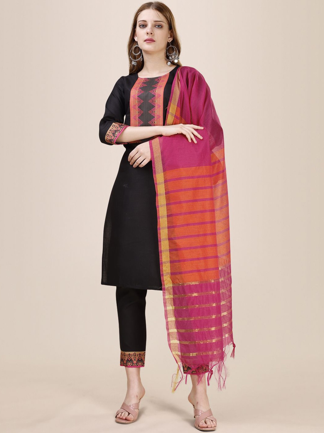 

Moda Rapido Women Printed Regular Kurta with Pyjamas & With Dupatta, Black