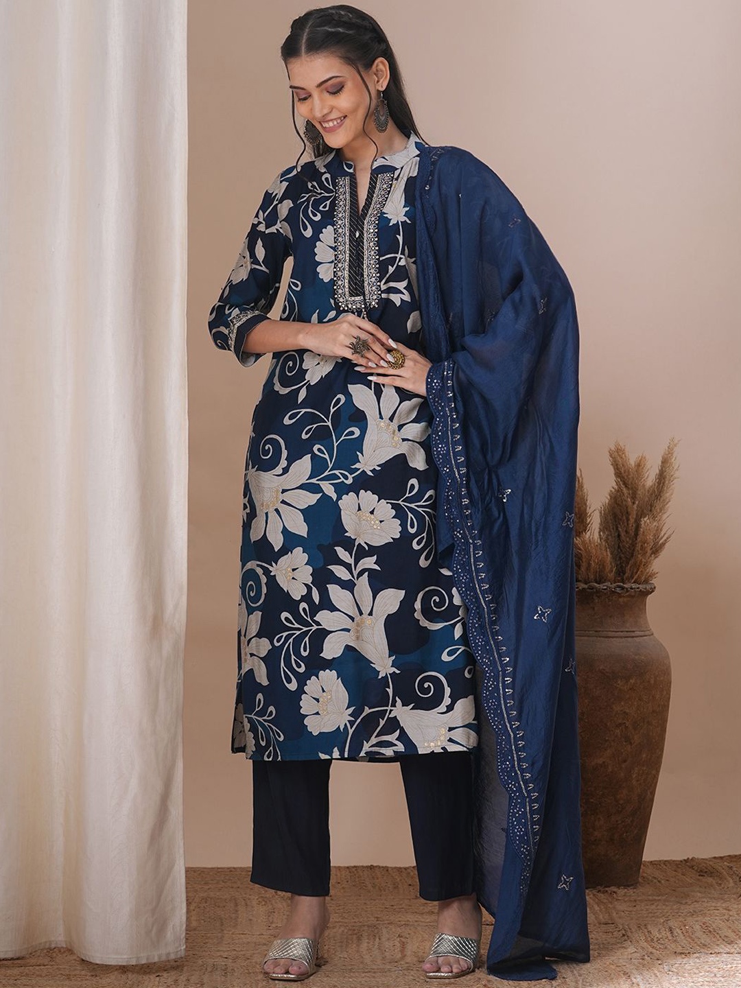 

FASHOR Women Printed Regular Kurta with Trousers & With Dupatta, Blue