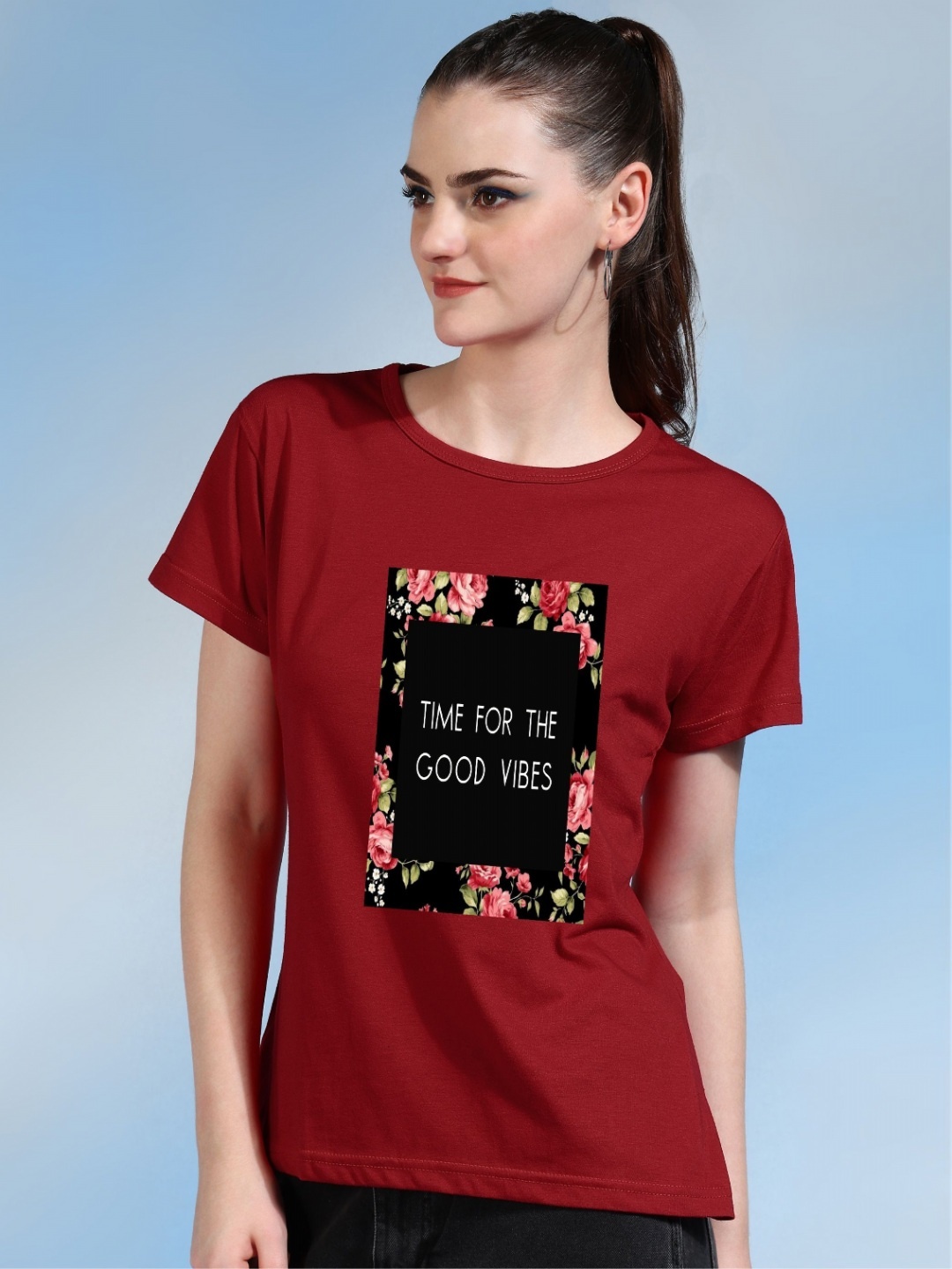 

Moda Rapido Women Printed Bio Finish Applique T-shirt, Red