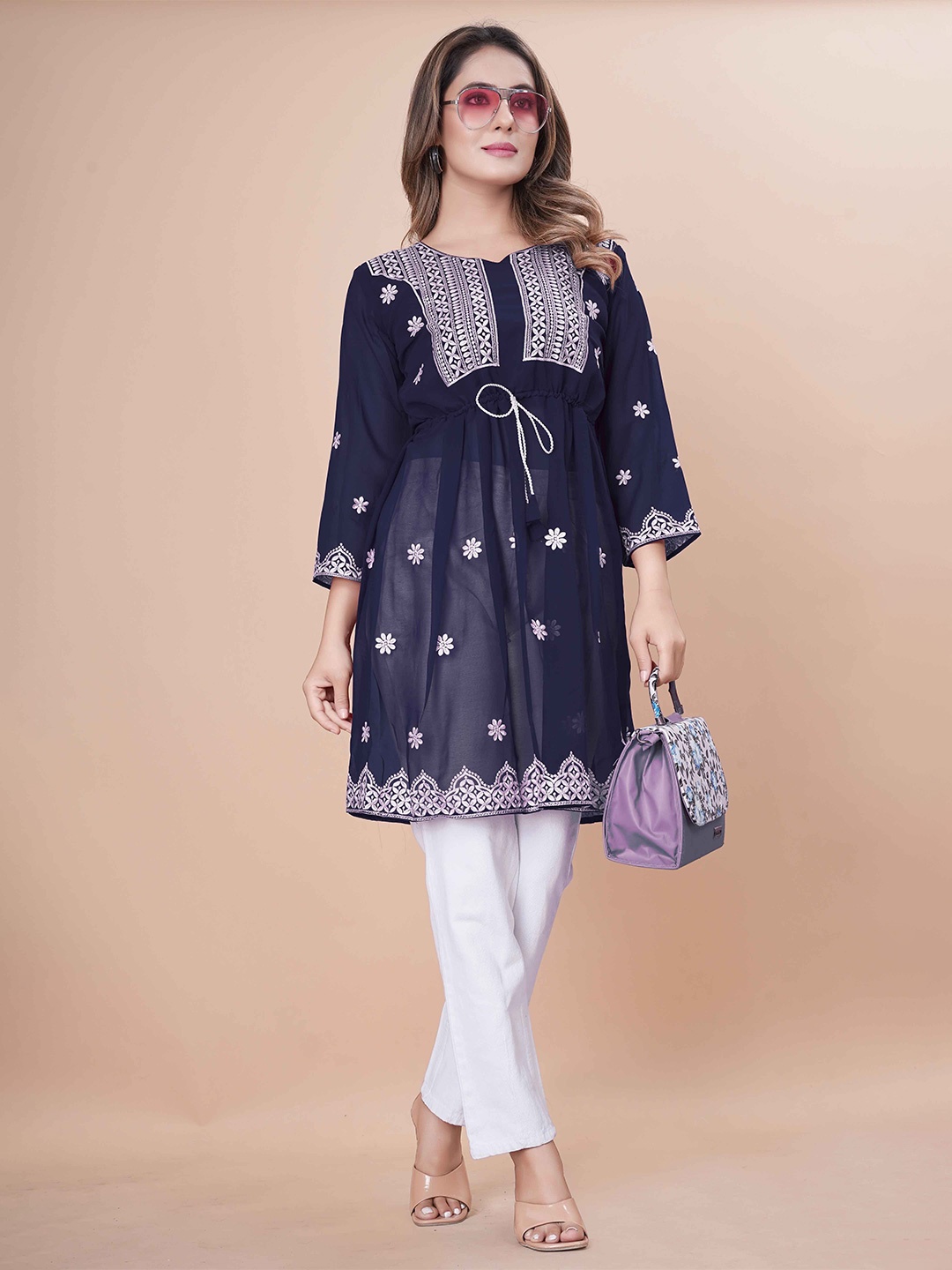 

Moda Rapido Geometric Embroidered Chikankari Pure Georgette Chikankari Kurti, Blue
