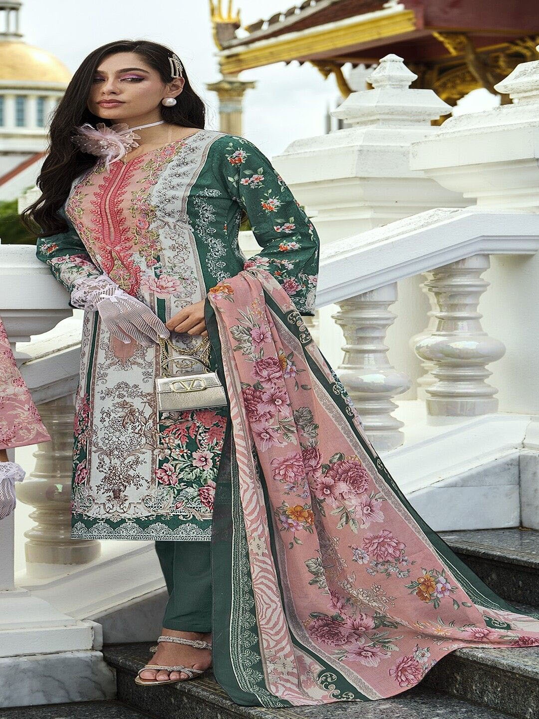 

DRAVINAM Trends Embroidered Pure Cotton Unstitched Dress Material, Green