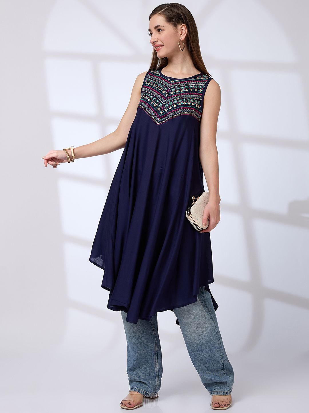 

Globus Blue Yoke Embroidered Round Neck Asymmetric Hem A-Line Kurta