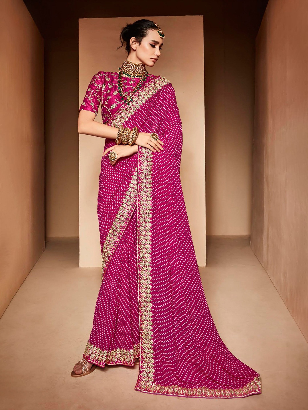 

DIVASTRI Bandhani Embroidered Bandhani Saree, Pink