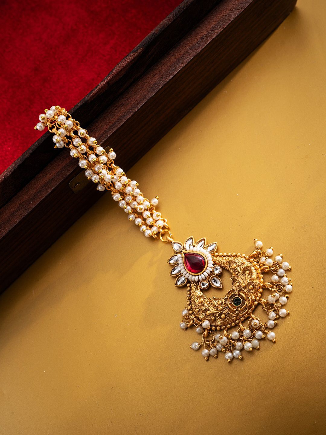 

PANASH Gold-Plated Kundan Studded Maang Tikka Head Jewellery