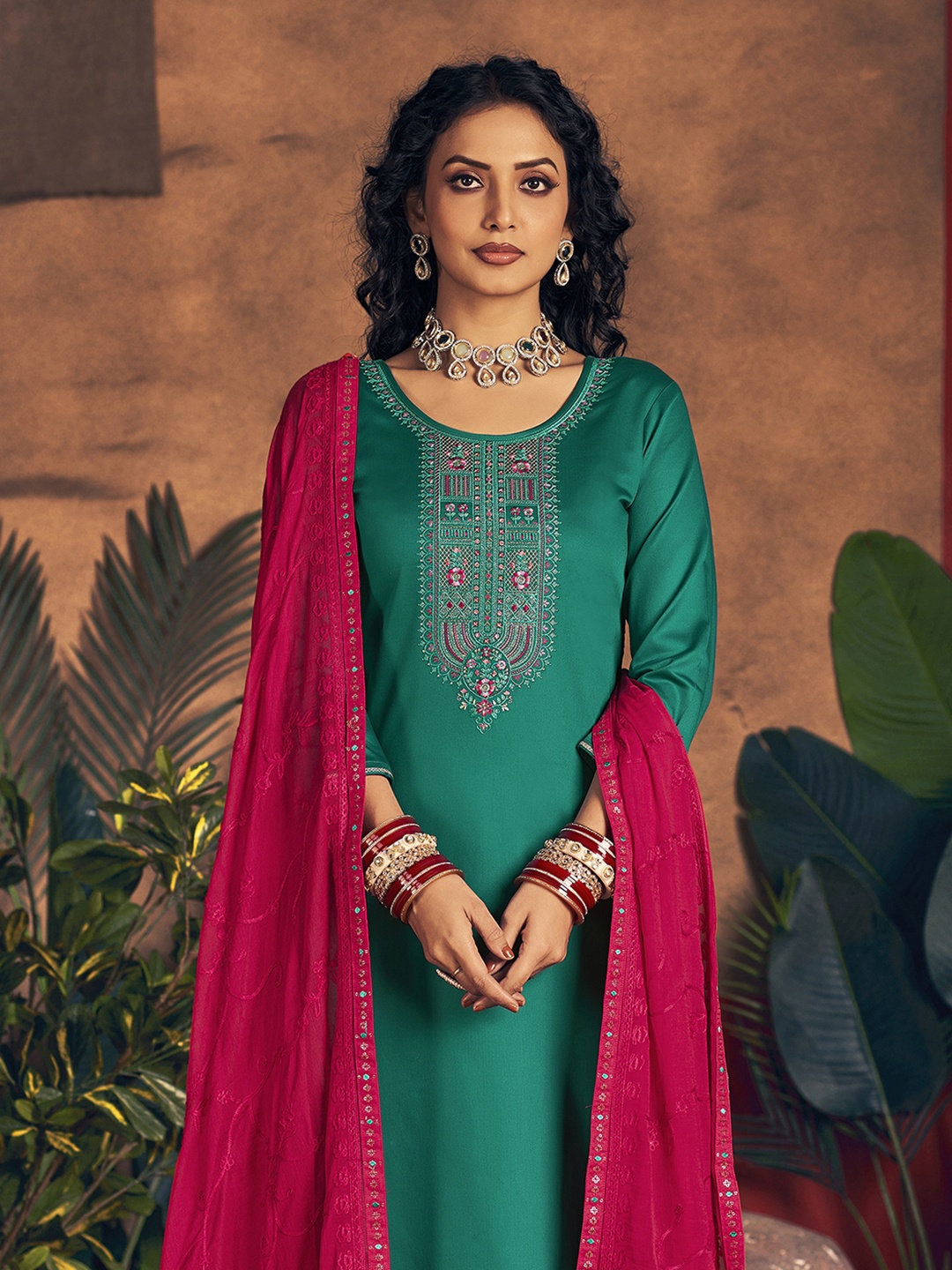 

Anouk Teal and Pink Ethnic Motifs Embroidered Sequinned Unstitched Dress Material, Green