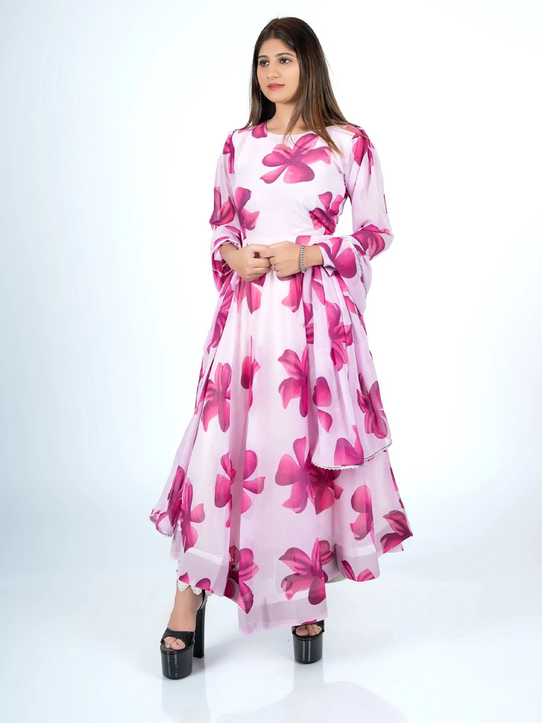 

Raiyani Enterprise Floral Printed Round Neck Cotton Anarkali Kurta With Dupatta, Pink
