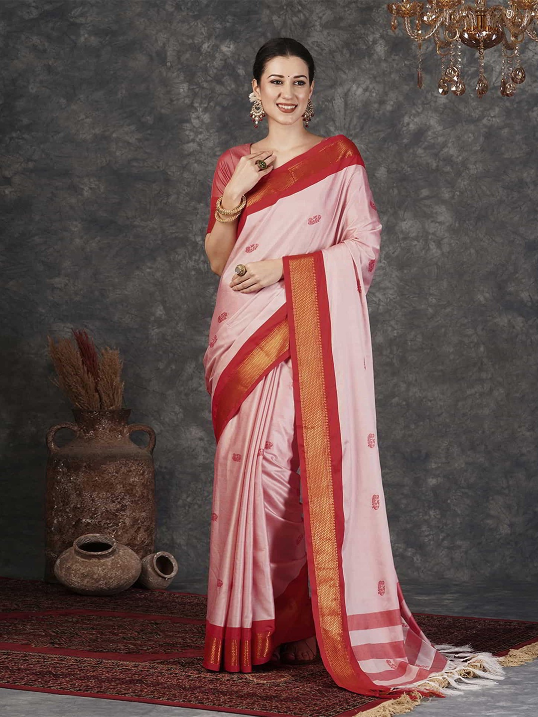 

DIVASTRI Woven Design Zari Pure Silk Mysore Silk Saree, Pink