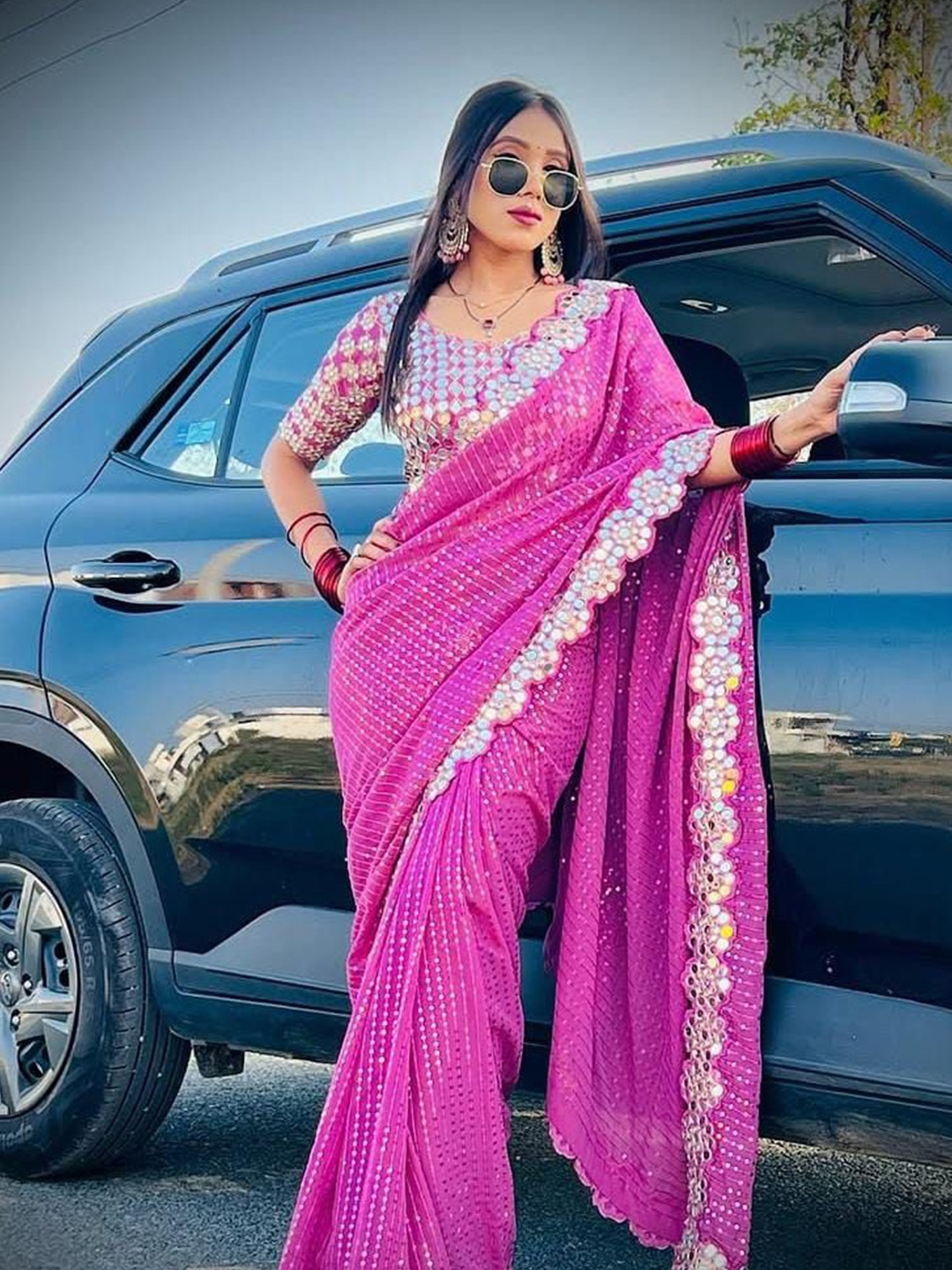 

MANSUBHA Woven Design Embroidered Pure Georgette Banarasi Saree, Pink