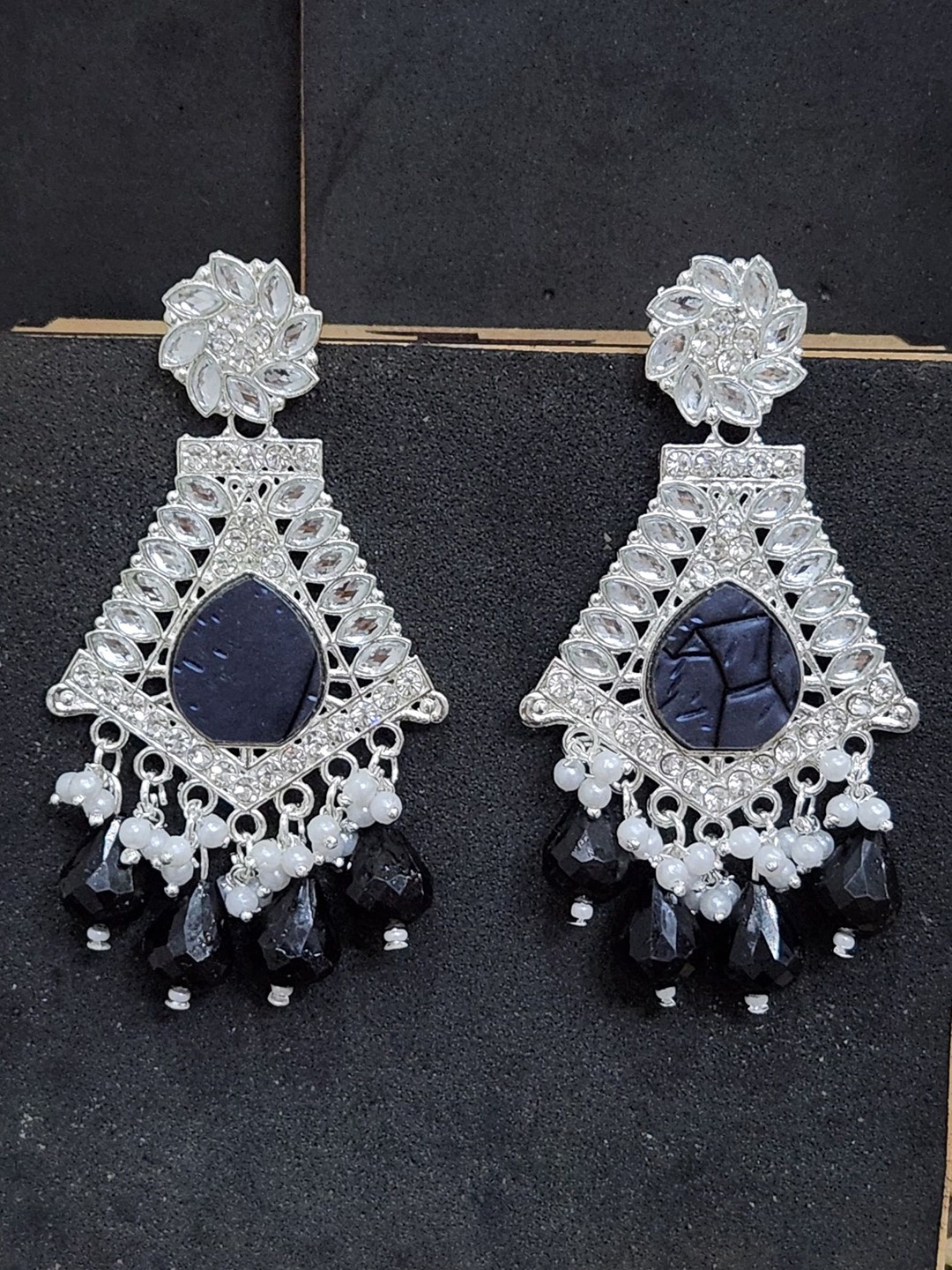 

MADDY SPACE Contemporary Drop Earrings, Black