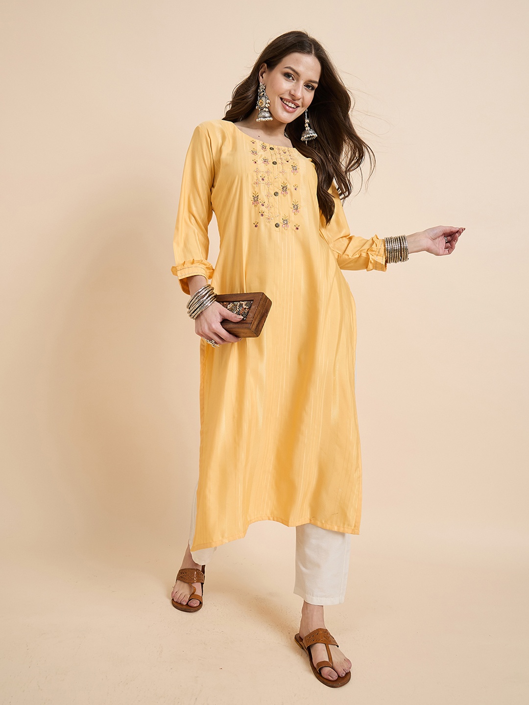 

Anouk Rustic Floral Embellished Round Neck Straight Kurta, Yellow
