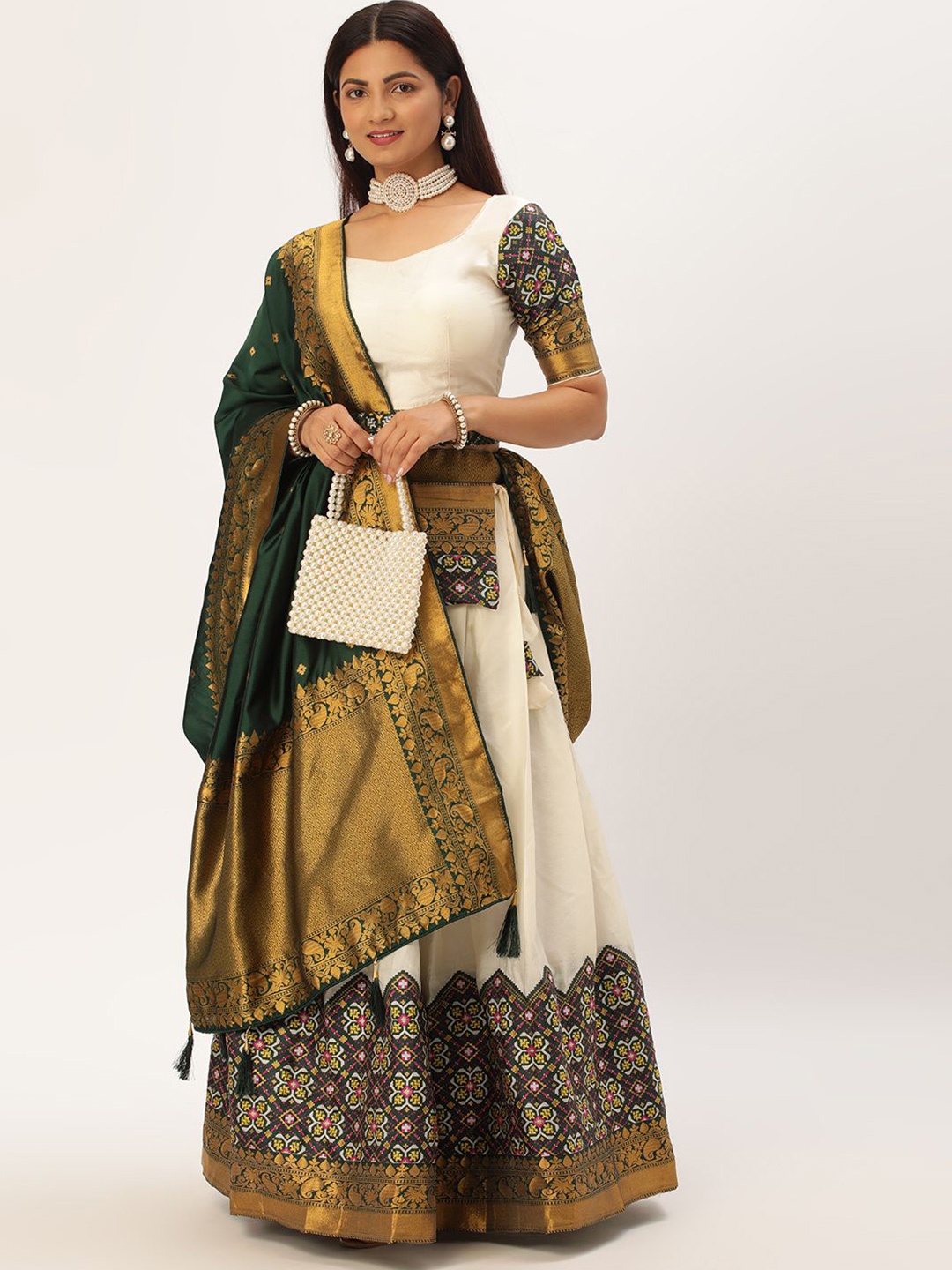 

DIVASTRI Woven Design Silk Semi-Stitched Lehenga & Unstitched Blouse With Dupatta, White