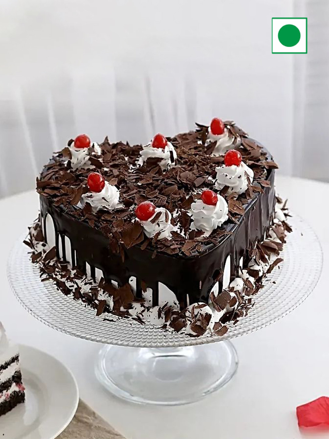 

fnp Black Forest Flavor Eggless Heart Cake-500g, Brown