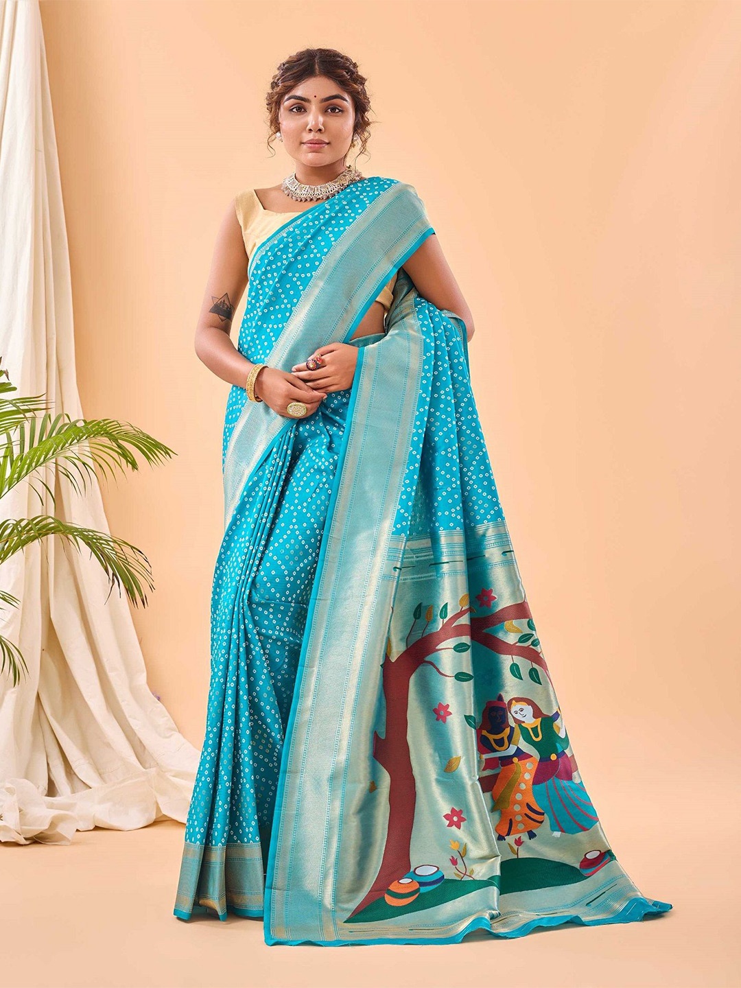 

DIVASTRI Women Bandhani Printed Zari Paithani Saree, Blue