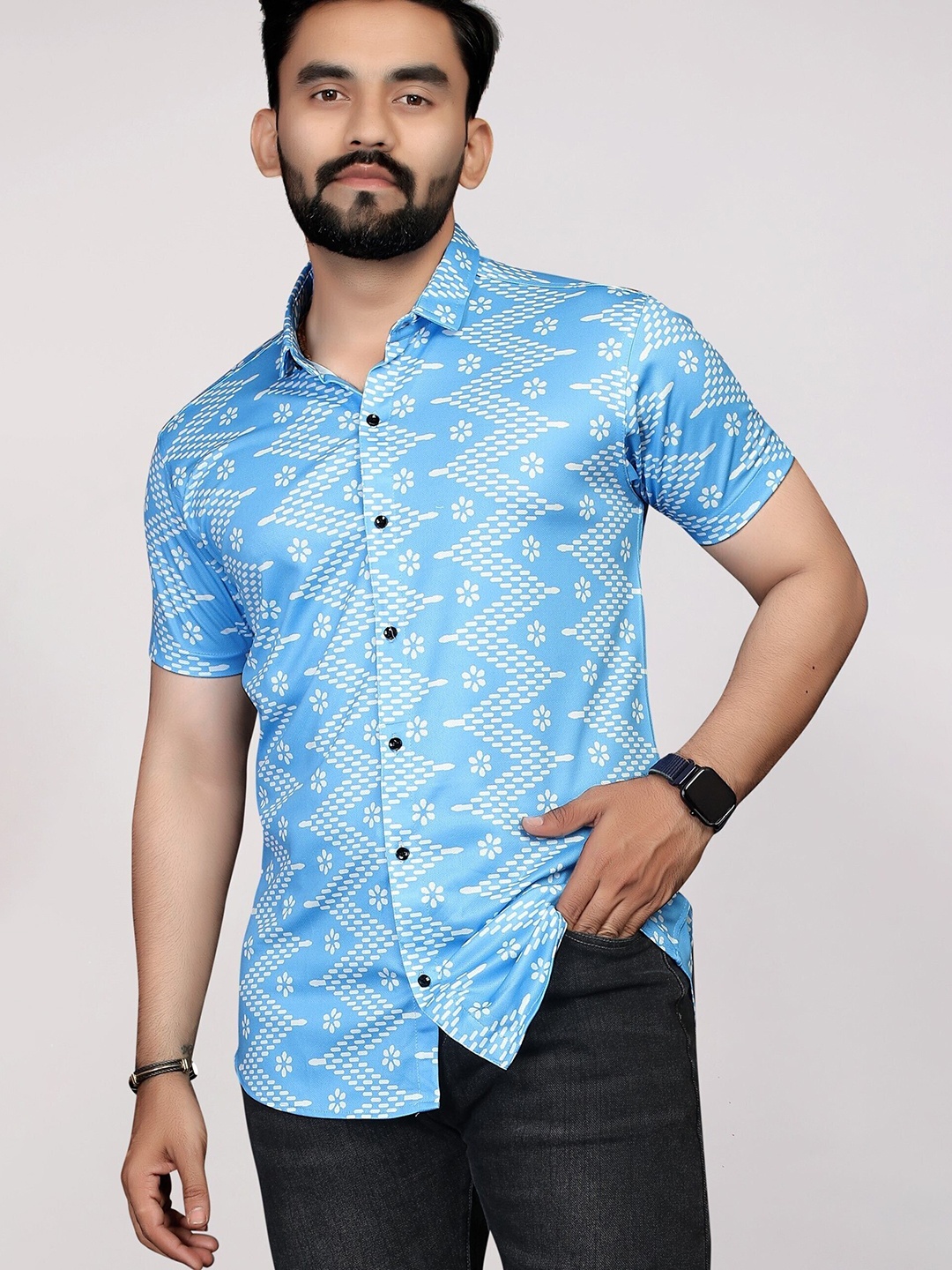 

FABRIPPLE Men Classy Fashionista Floral Printed Spread Collar Casual Shirt, Blue