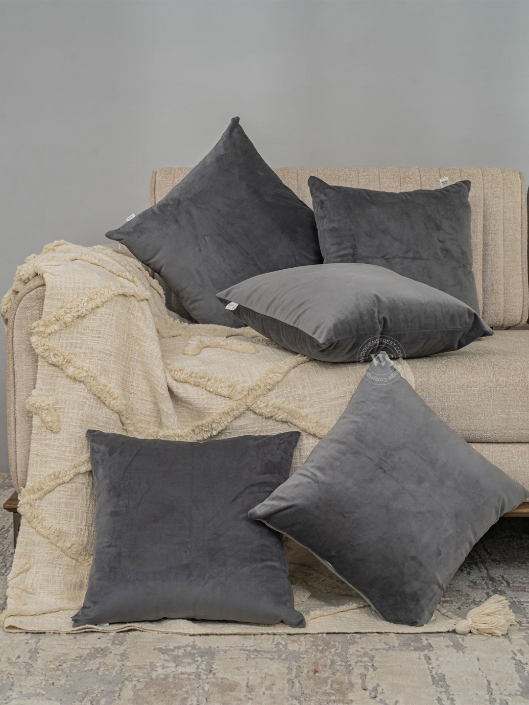 

WOODEN STREET Grey 5 Pieces Velvet Square Cushion Covers